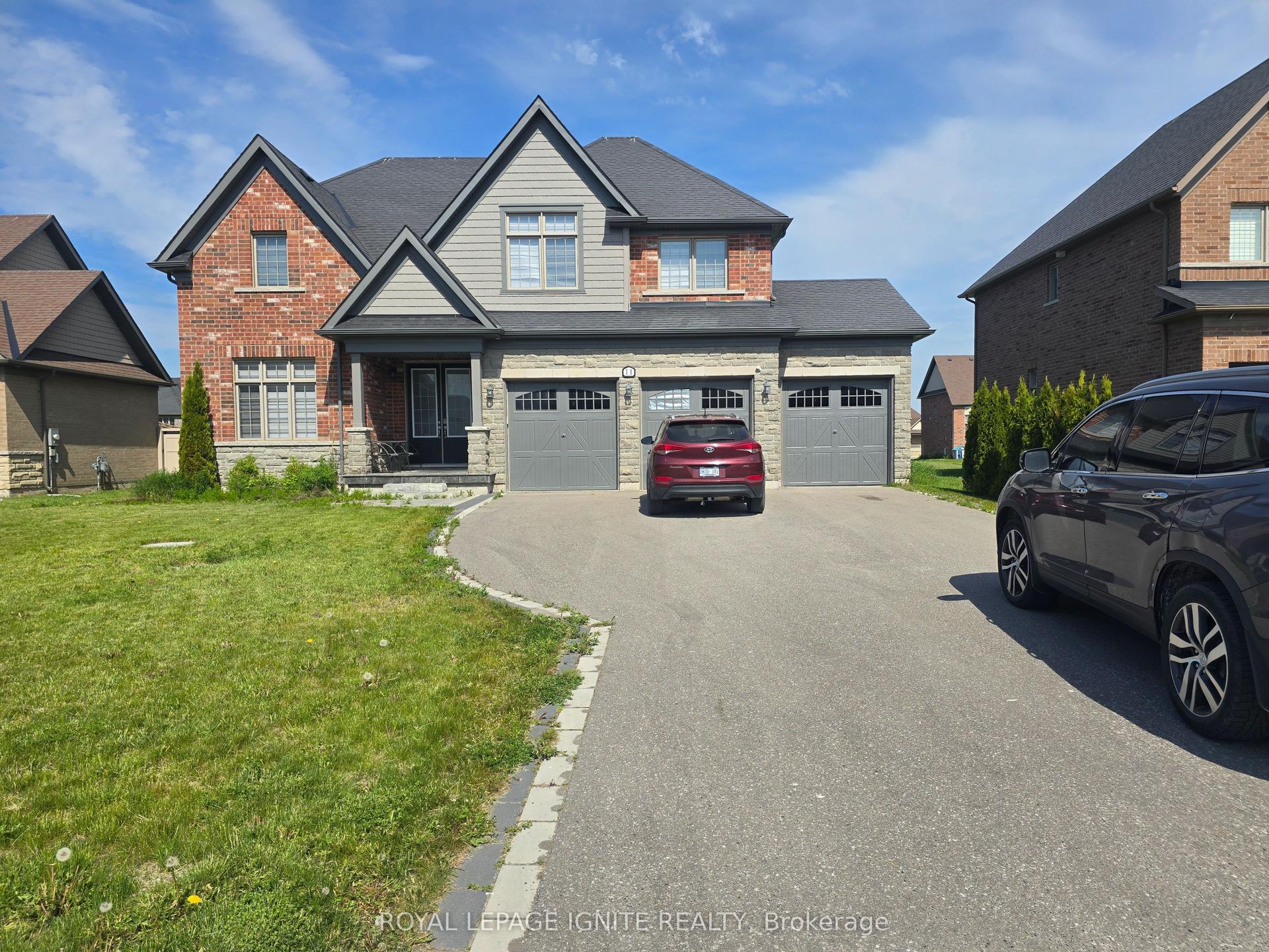 11 Monarch Road — photo 1