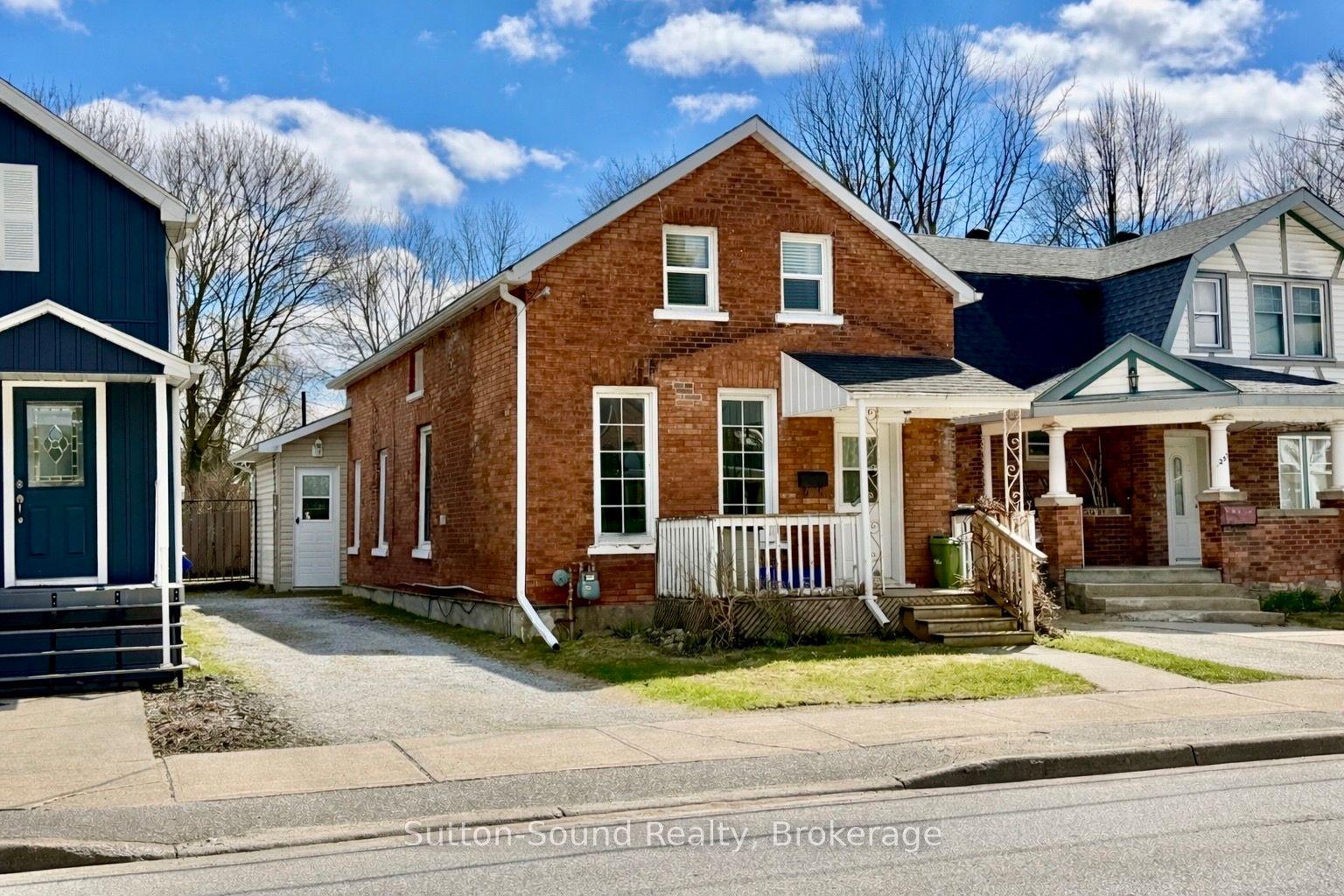 269 6th Street E — photo 1