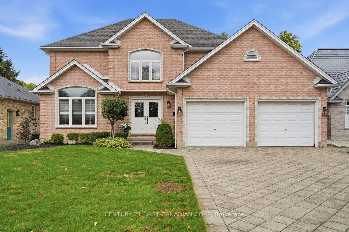 66 Cobblestone Street, London North — Detached for sale, photo 1