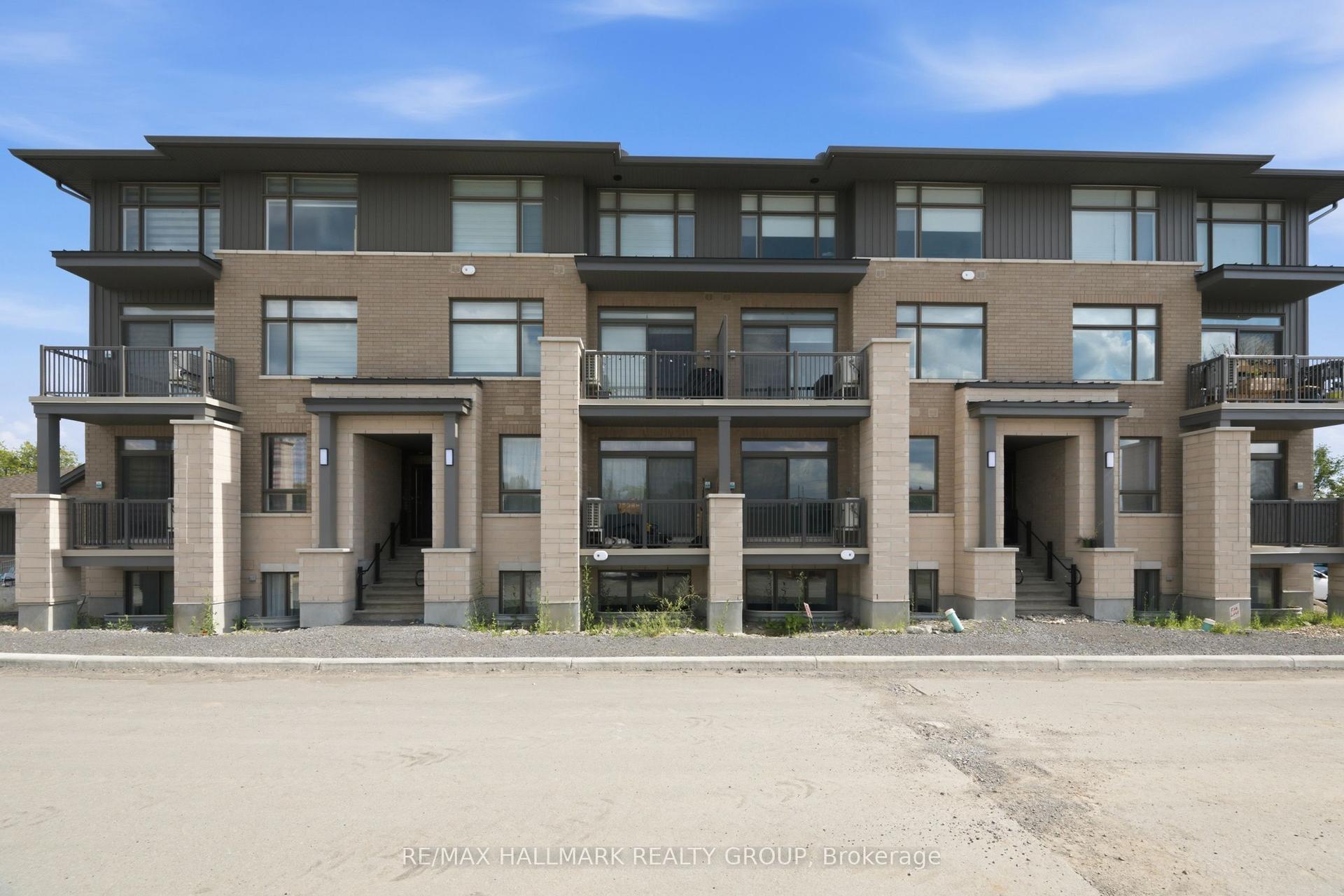 623 SILHOUETTE Private, Barrhaven — Condo Town for lease, photo 1