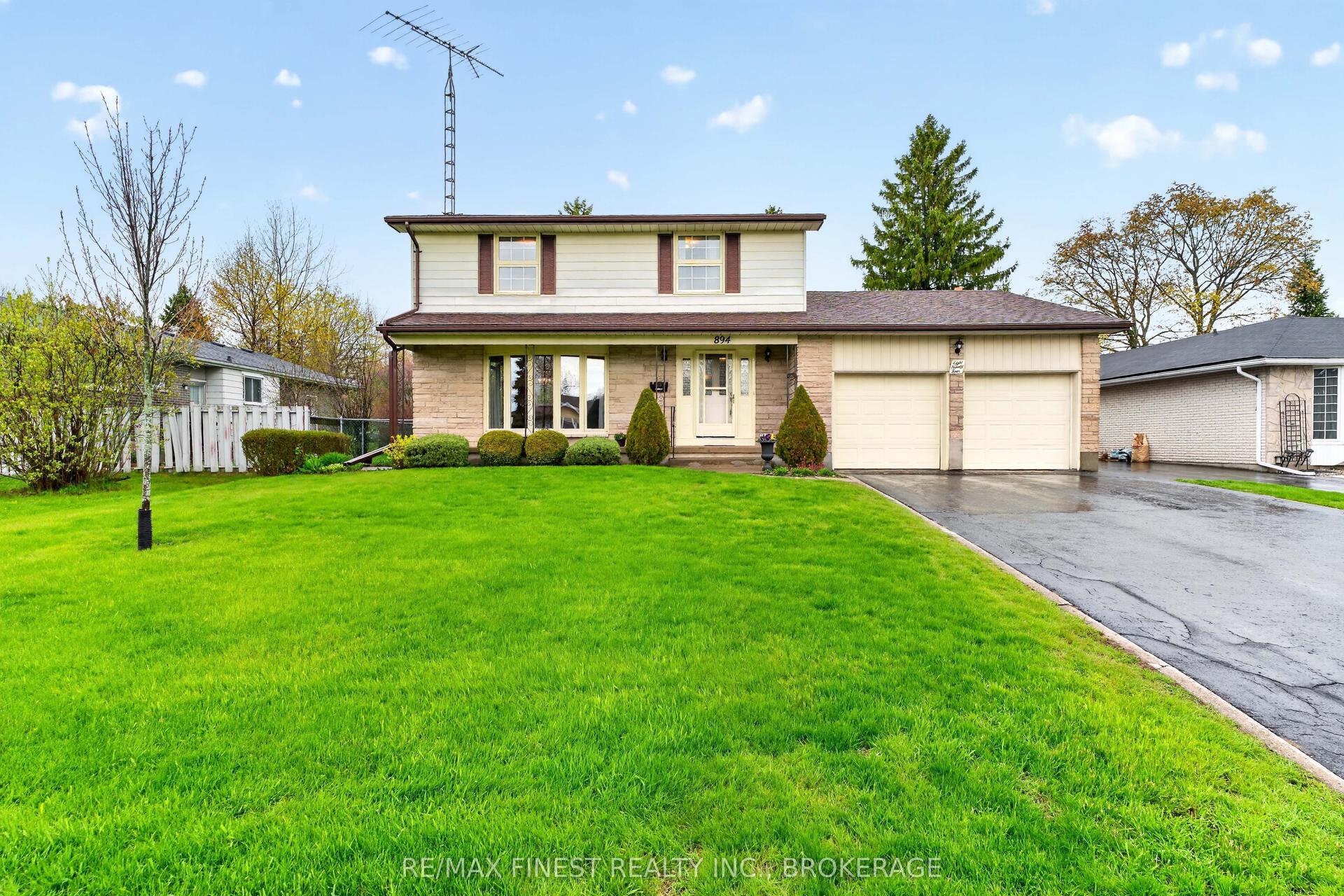 894 Auden Park Drive — photo 1