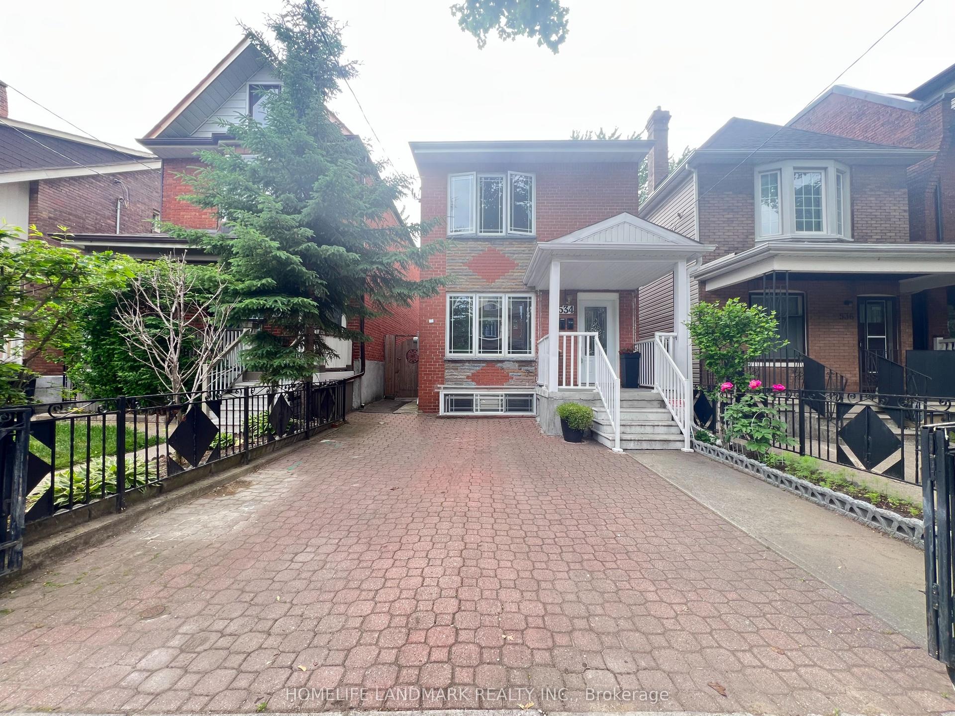 534 Saint Clarens Avenue — photo 1