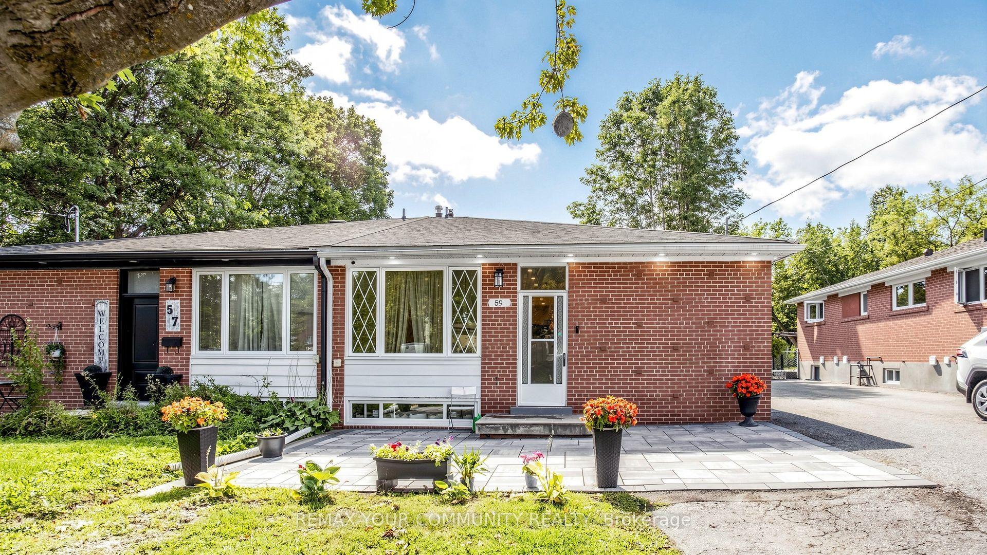 59 Davis Road, Aurora — Semi-Detached for sale, photo 1
