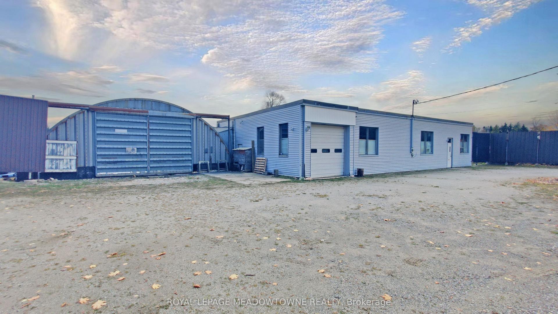 6148 32 Side Road — photo 1