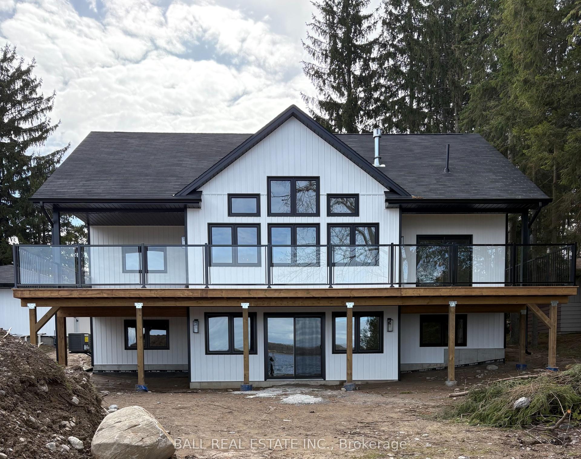 1380 Island View Drive — photo 1