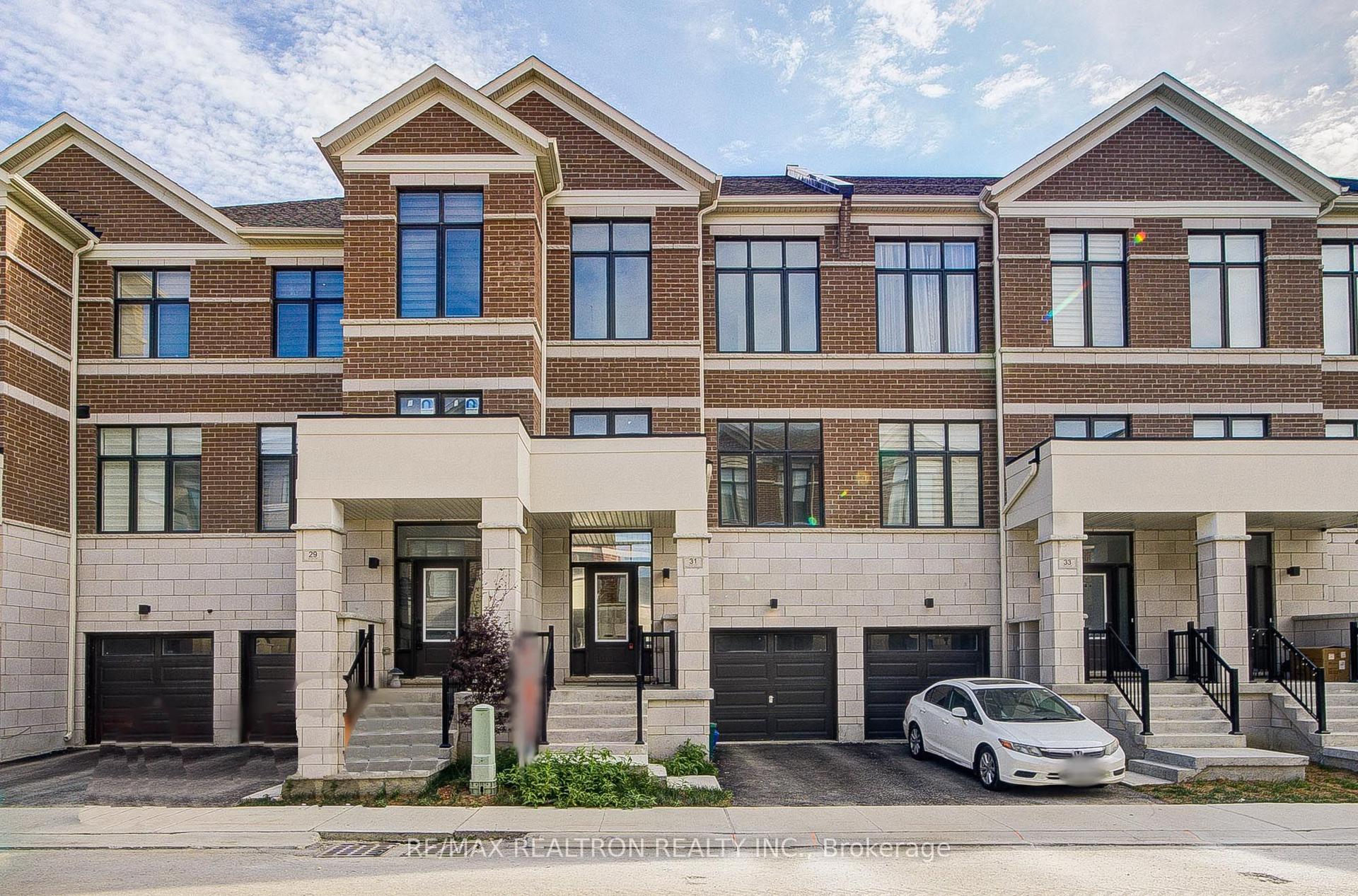 31 Millman Lane, Richmond Hill — Townhouse for sale, photo 1
