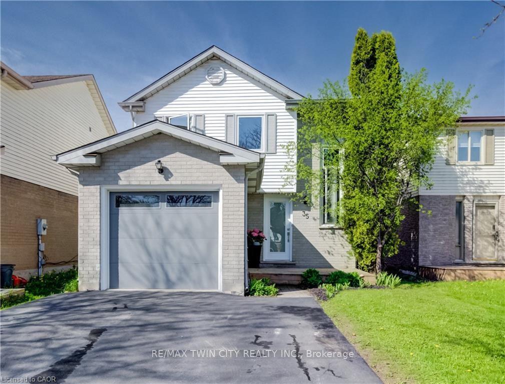 35 CAMROSE Court — photo 1