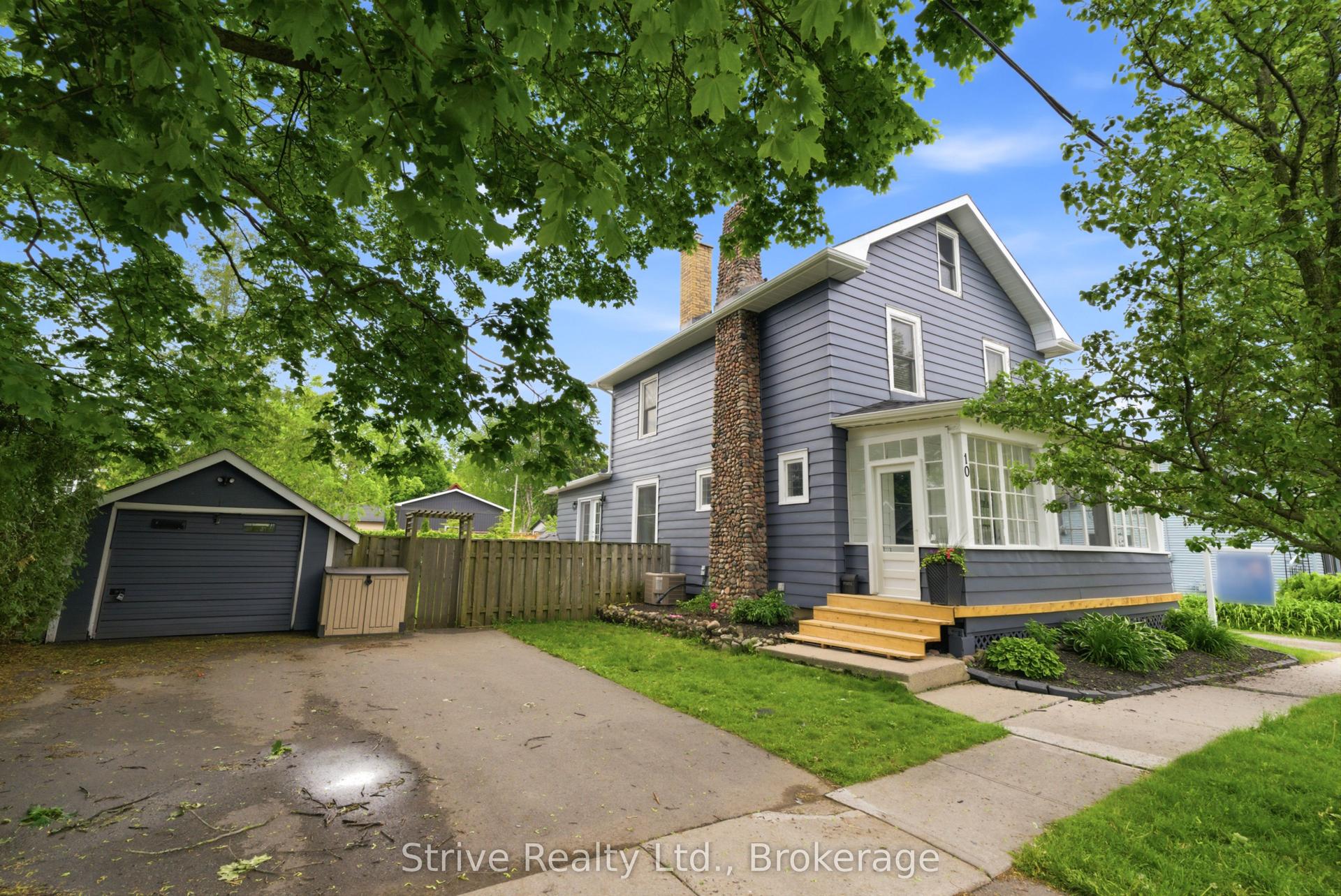 10 Julia Street — photo 1