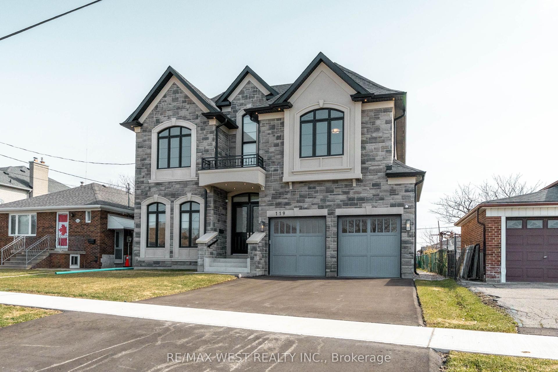 119 Jay Street, Toronto — Detached for sale, photo 1