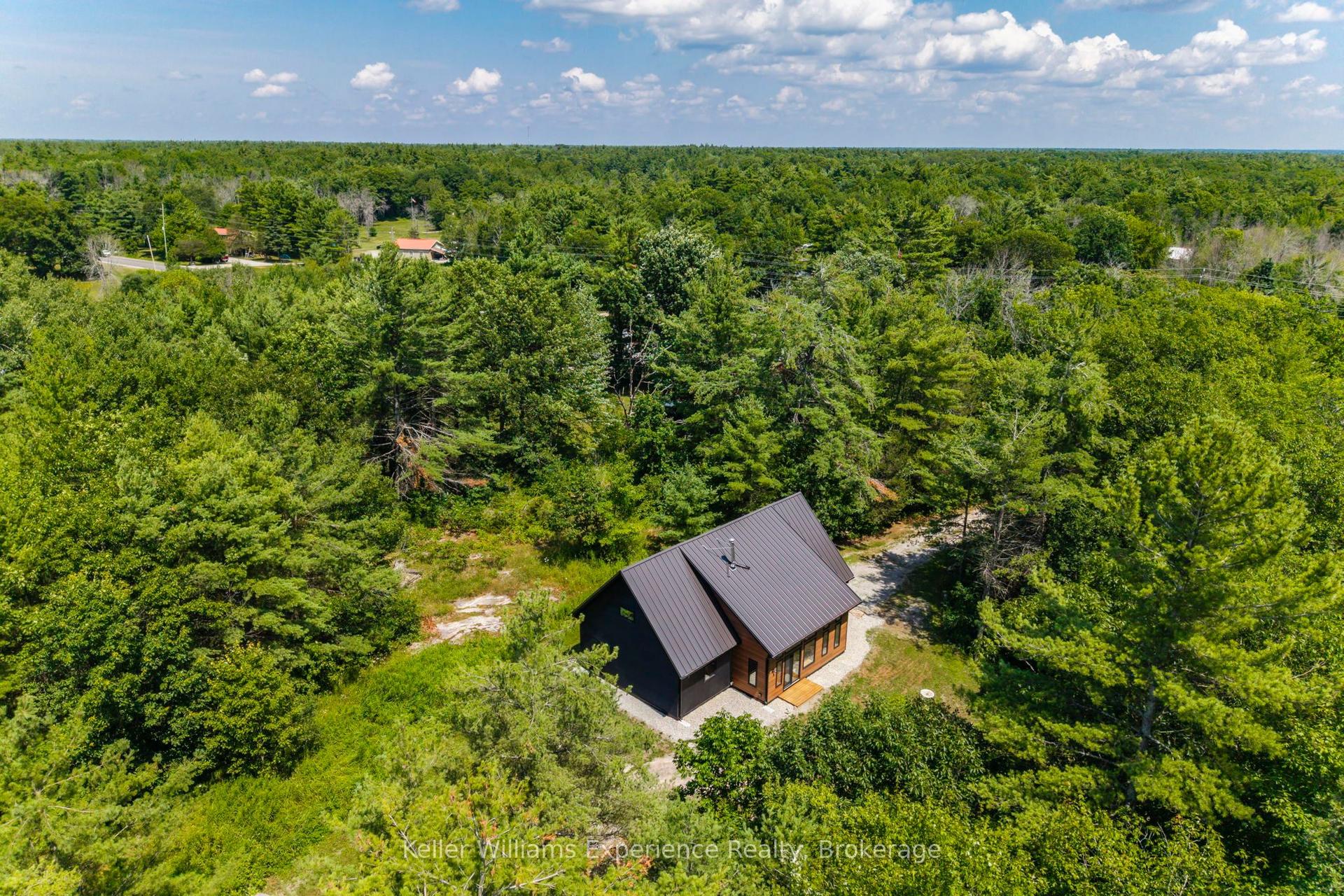 753 Honey Harbour Road, Georgian Bay — Detached for sale, photo 1