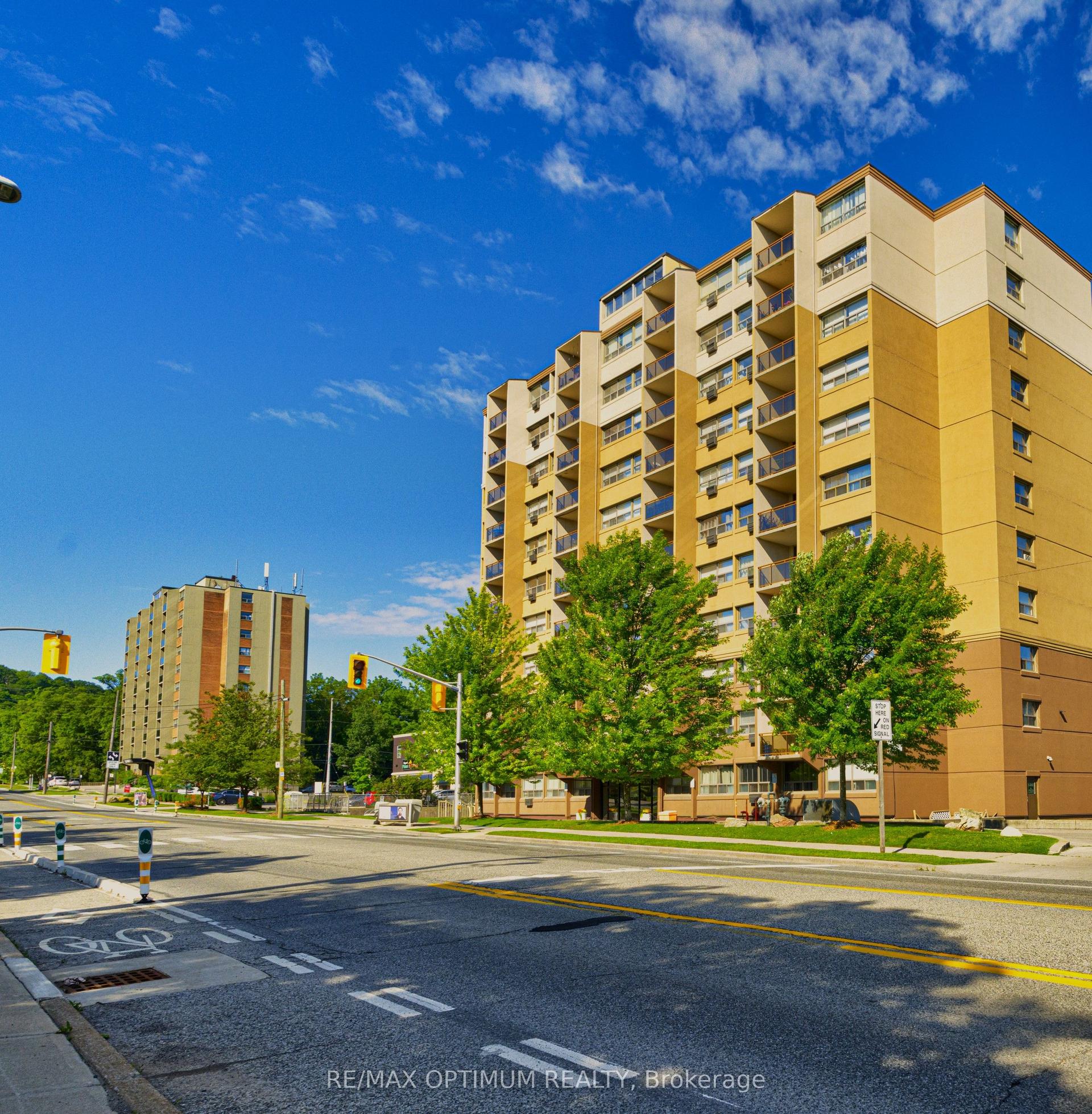 1950 Main Street W 502 #502, Hamilton — Condo for sale, photo 1