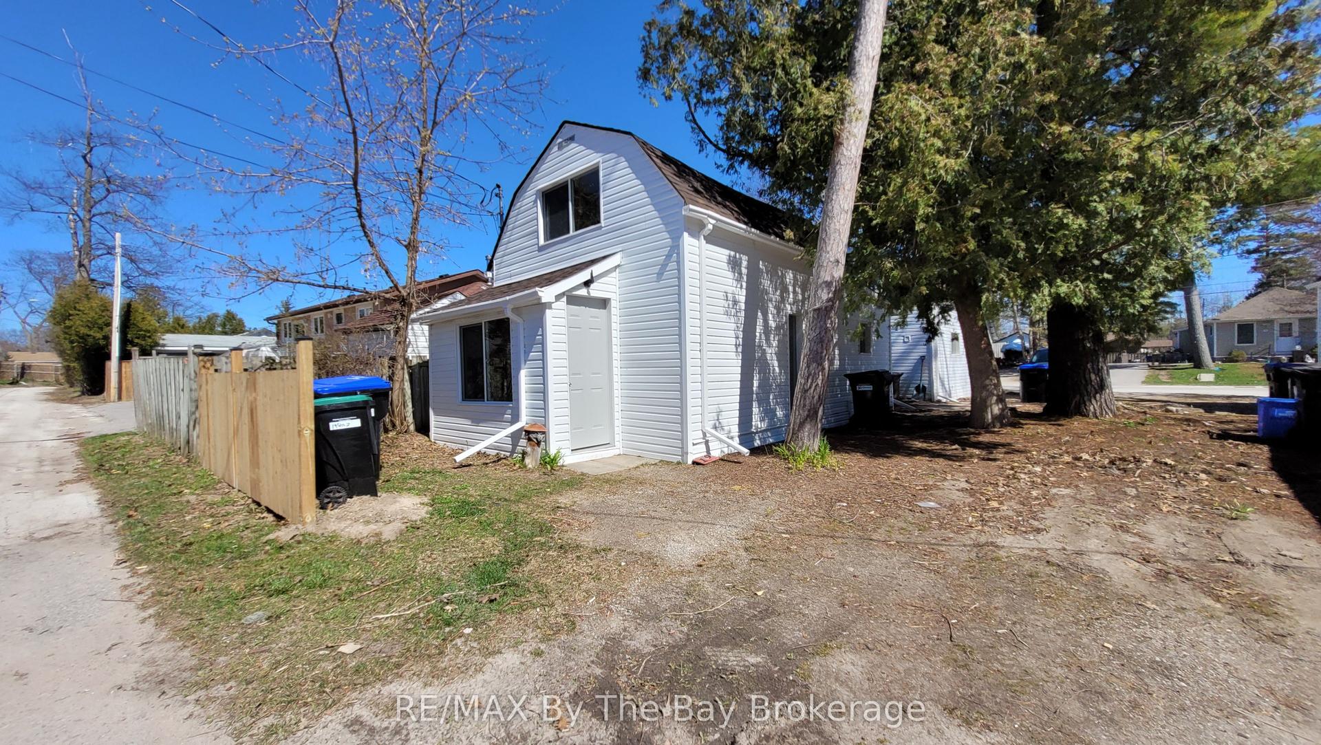 19 GLEN Street — photo 1