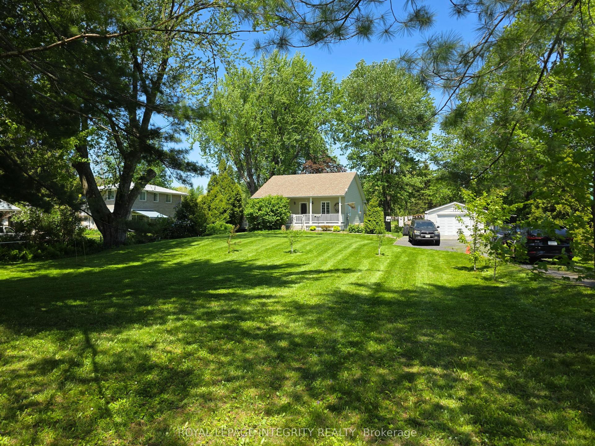 19825 Loyalist Road — photo 1
