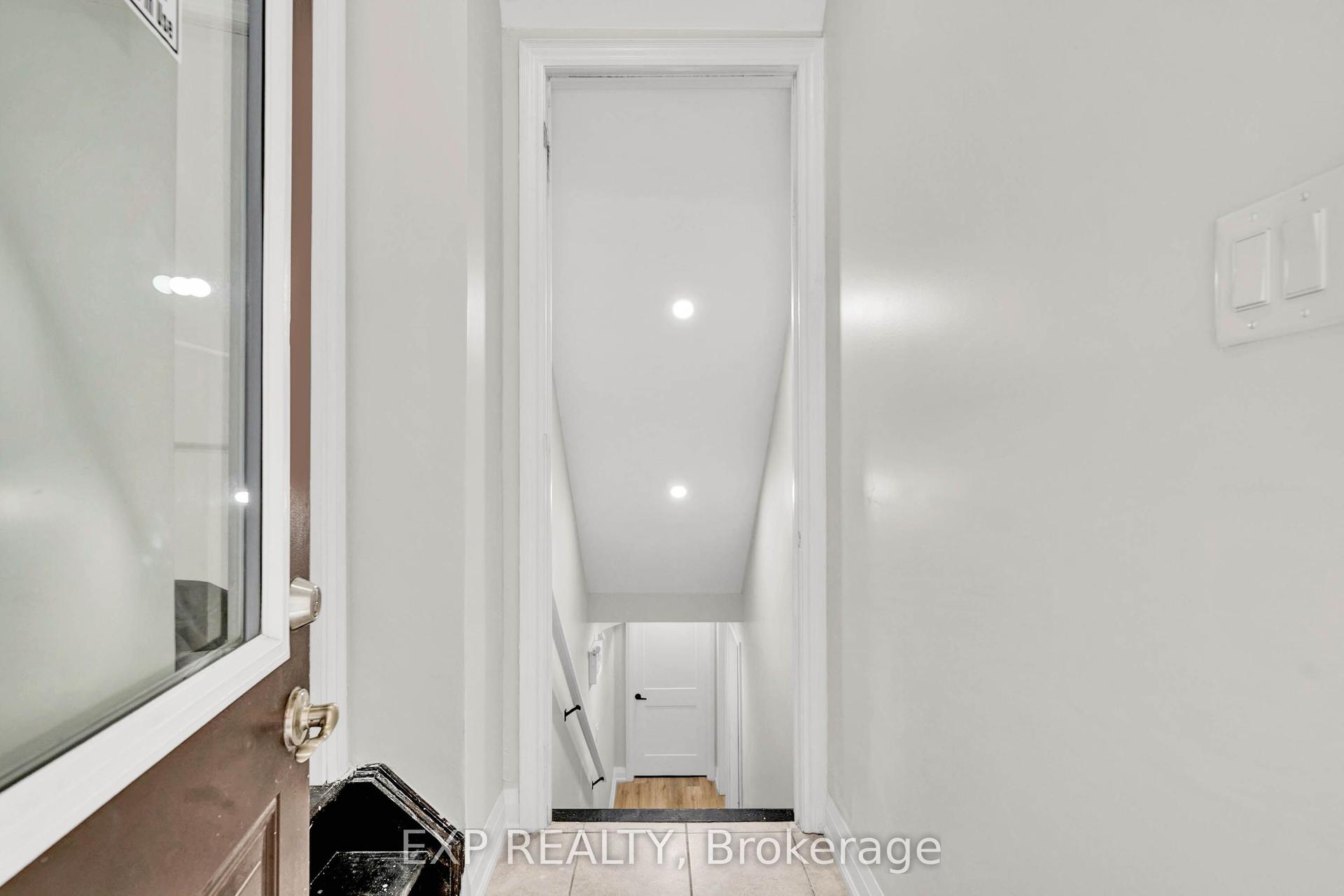 448 Dougall Avenue Unit B #Unit B, Caledon — Detached for lease, photo 1