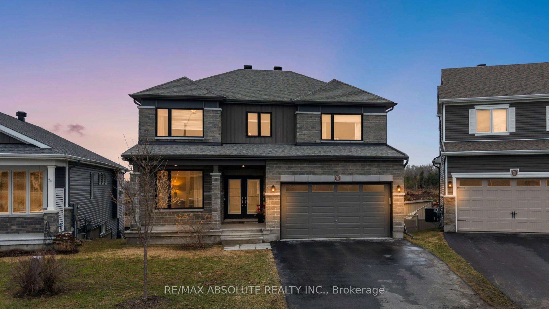 706 Parade Drive — photo 1