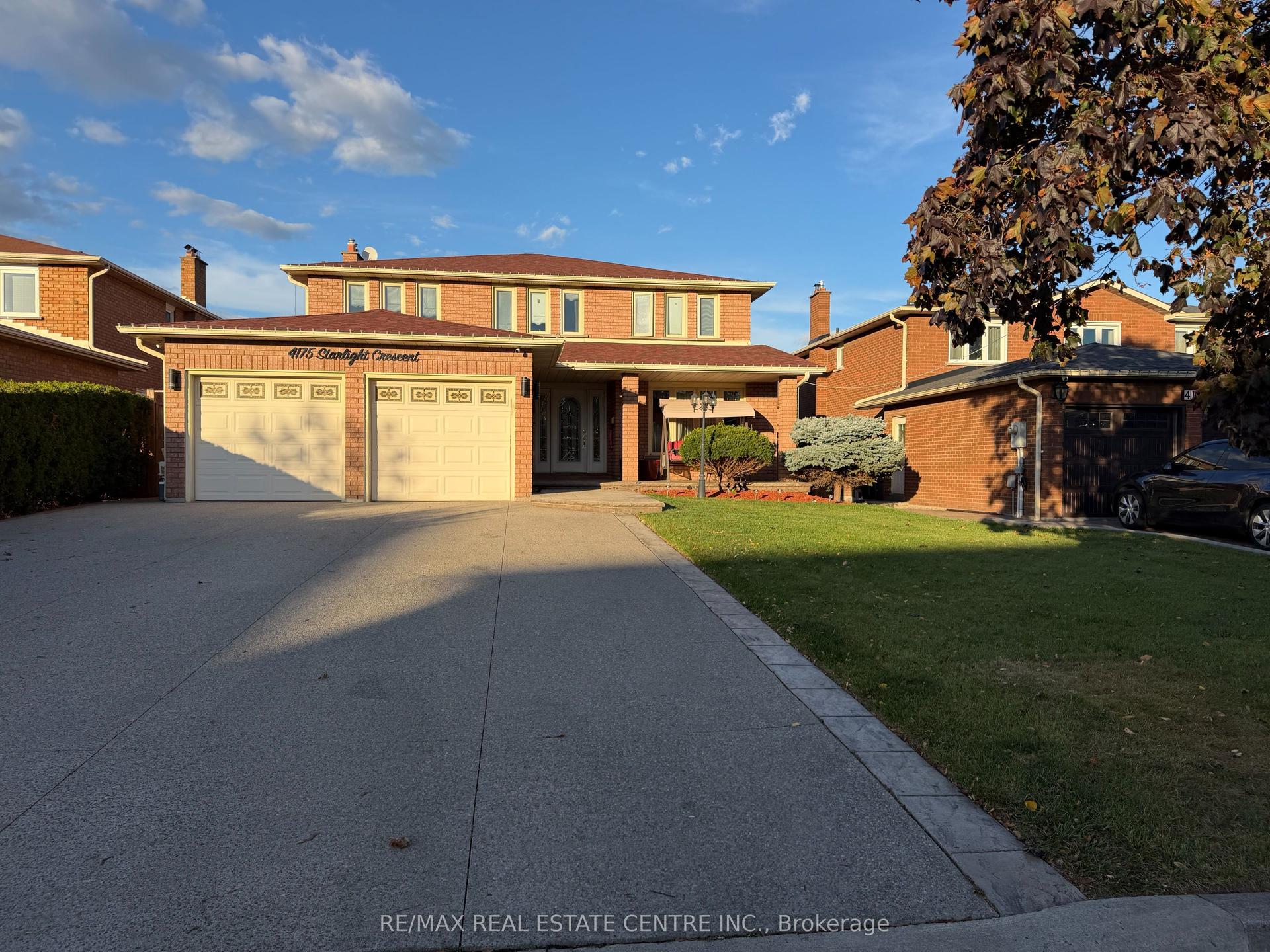 4175 Starlight Crescent, Mississauga — Detached for lease, photo 1