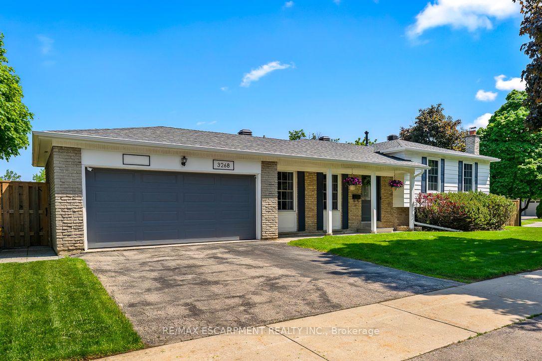 3268 MAINSAIL Crescent — photo 1