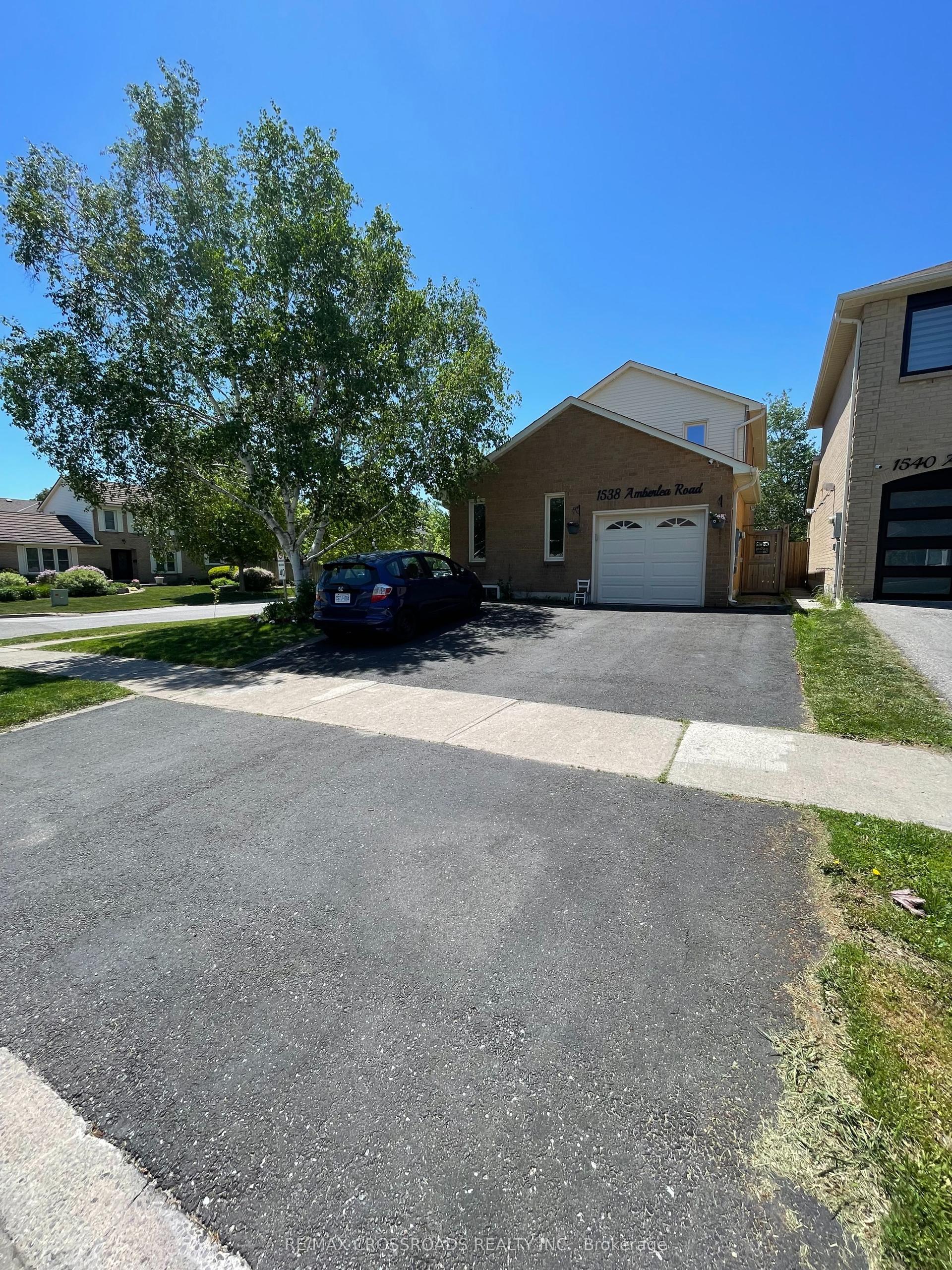1538 Amberlea Road — photo 1