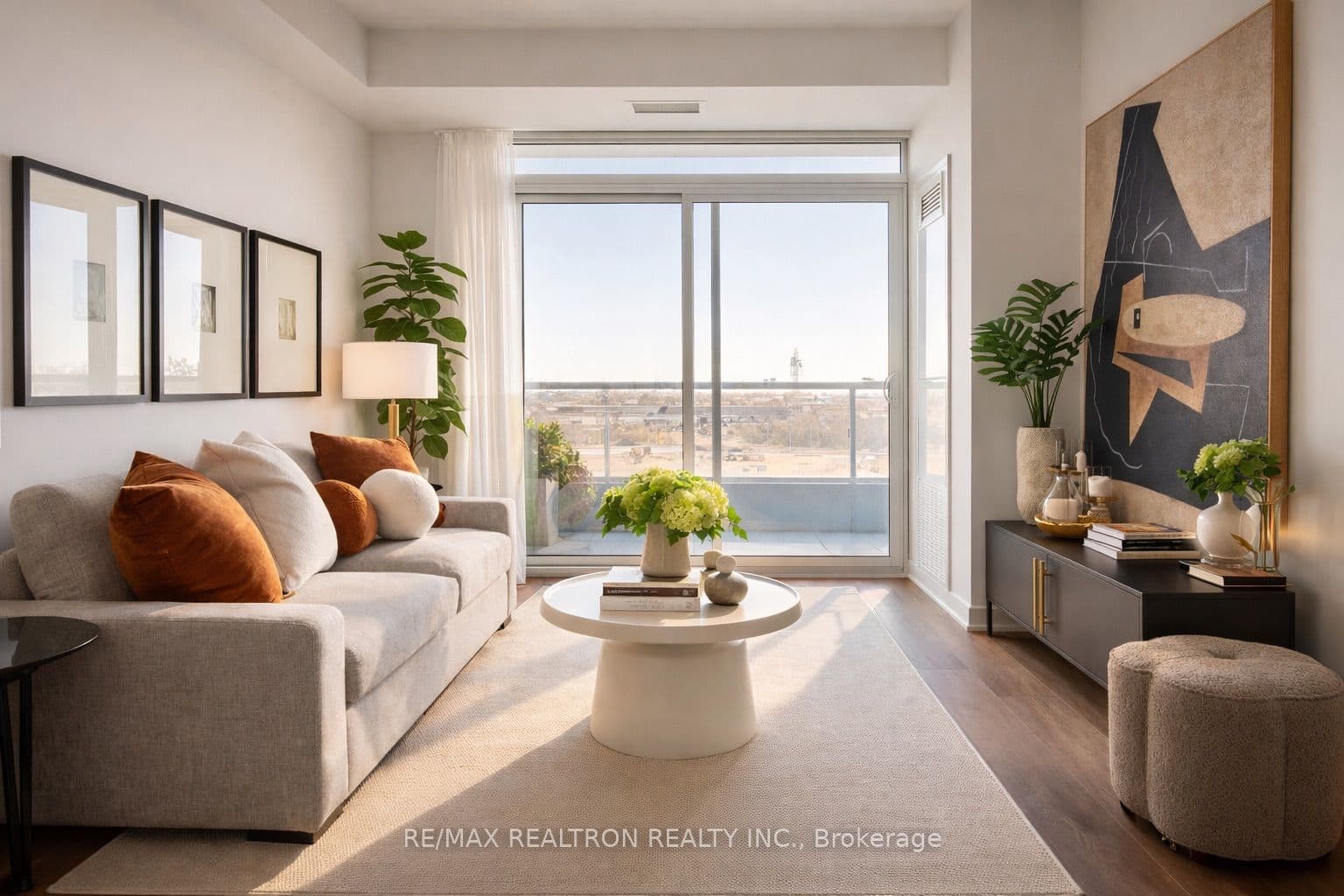 60 Honeycrisp Crescent 717 #717 — photo 1