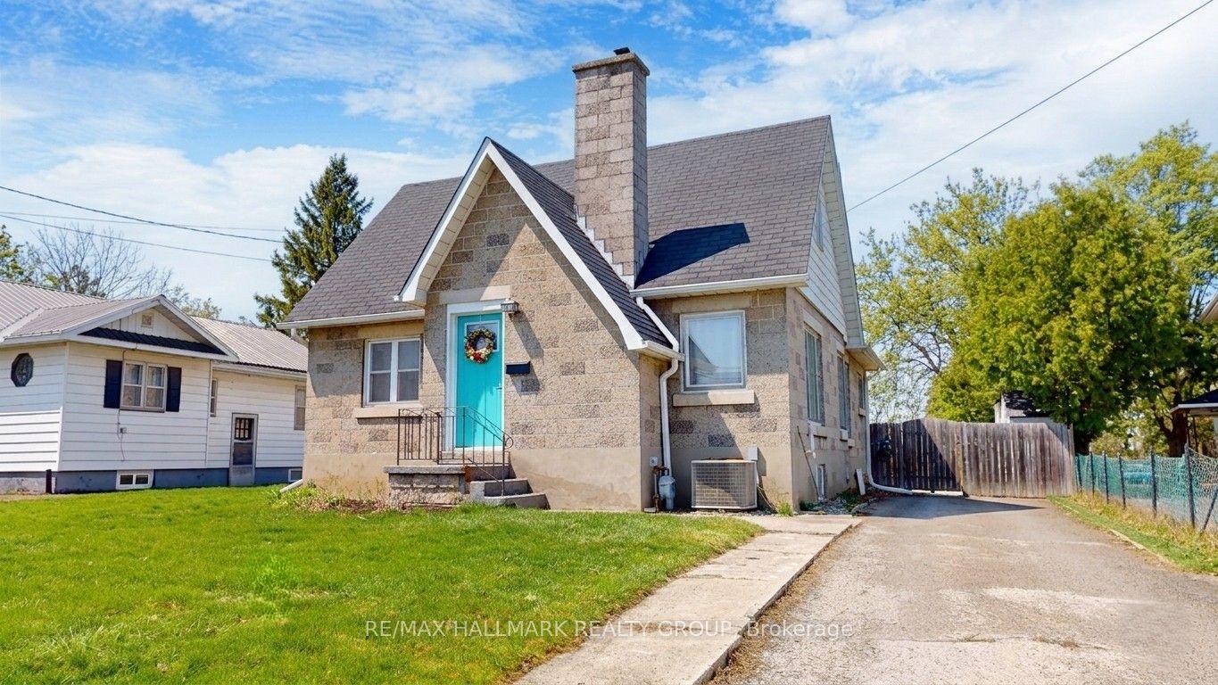 24 Schofield Avenue — photo 1