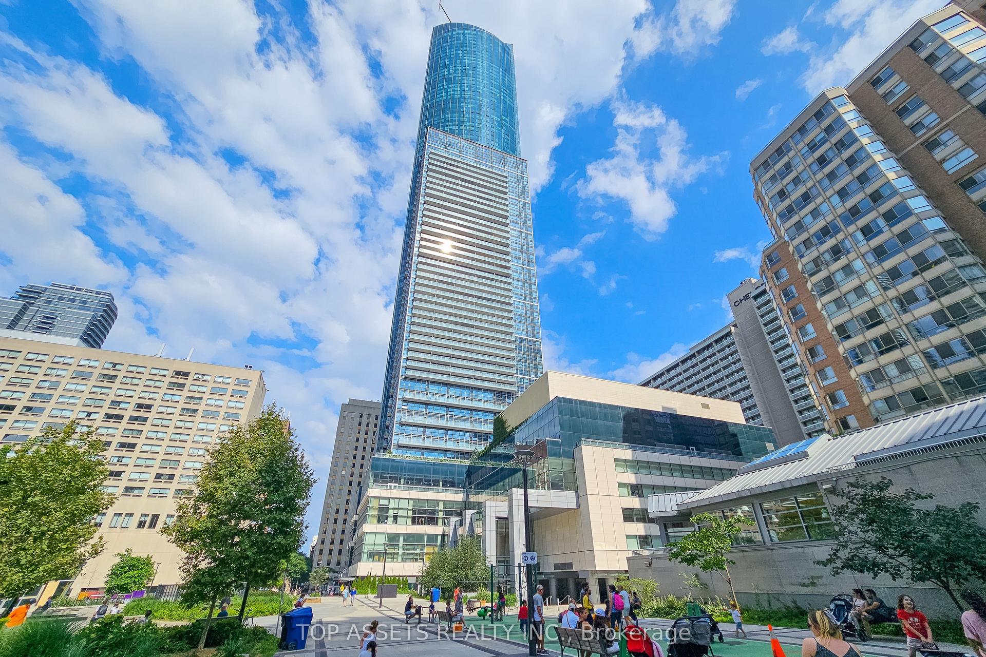 388 Yonge Street 6905 #6905, Toronto — Condo for lease, photo 1
