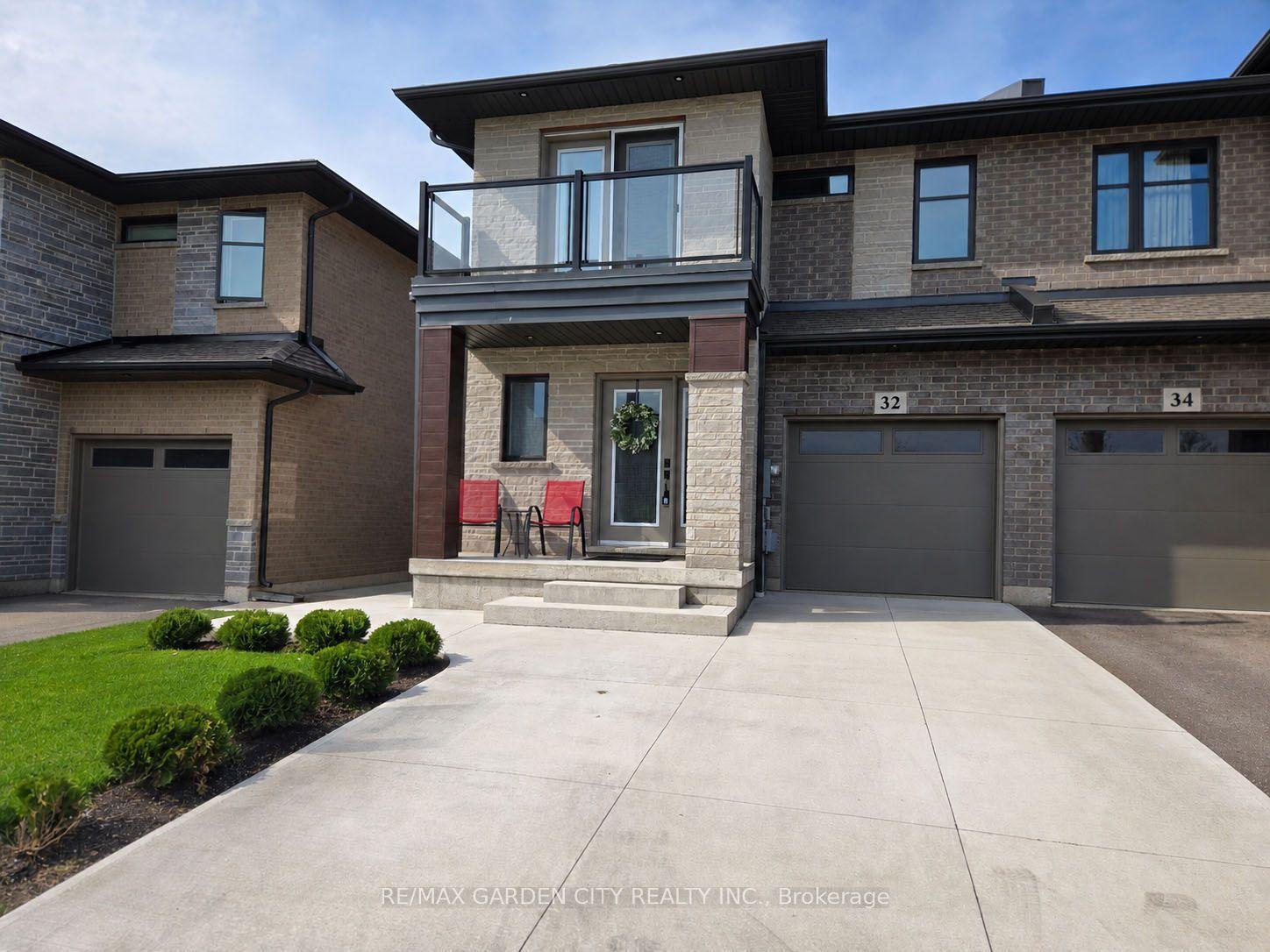32 Jayla Lane — photo 1