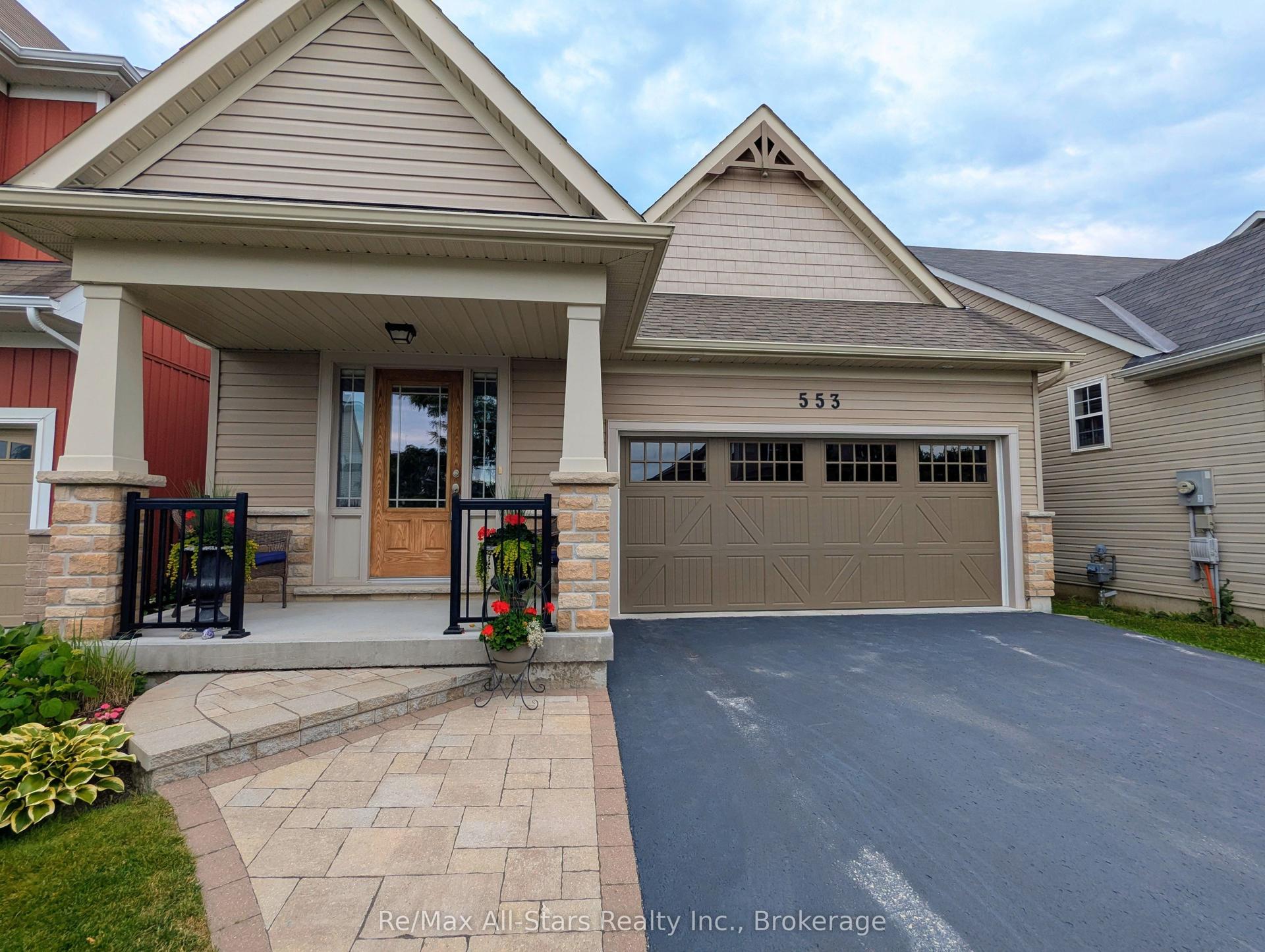 553 Grange Way — photo 1
