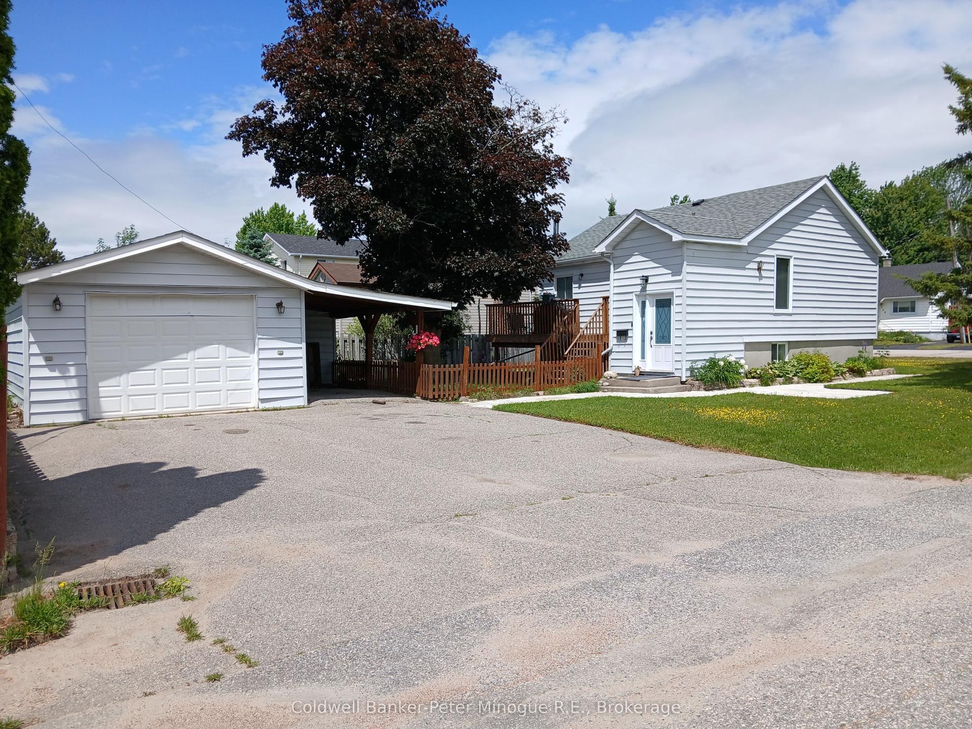 431 Angus Avenue, North Bay — Detached for sale, photo 1