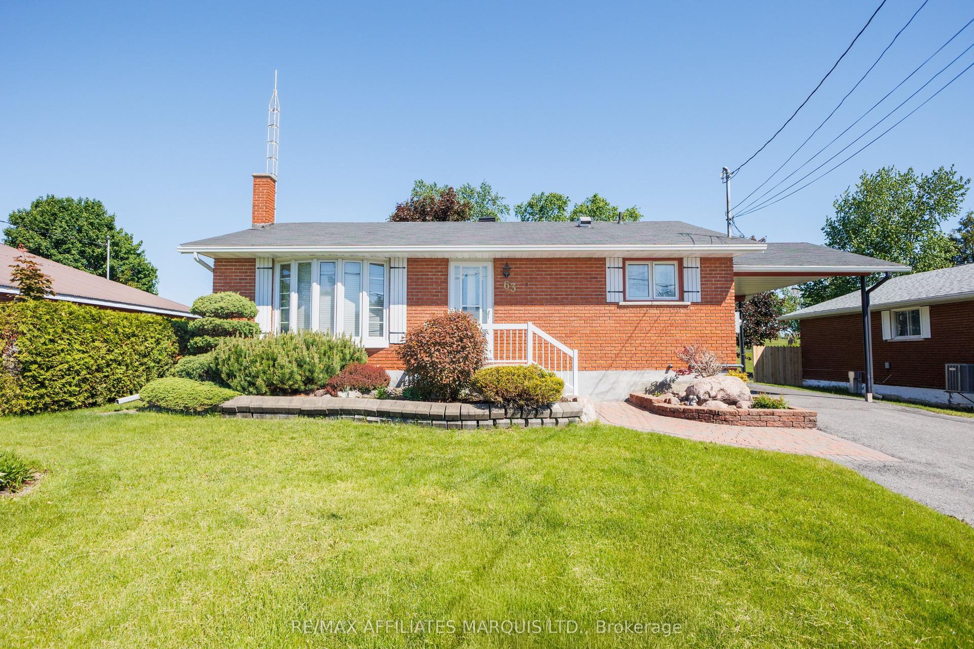63 Kincardine Street W — photo 1