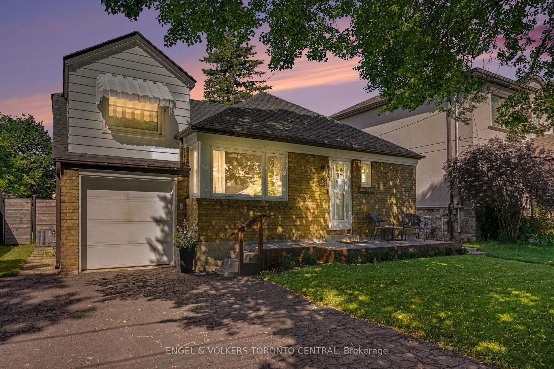 28 Inverleigh Drive — photo 1