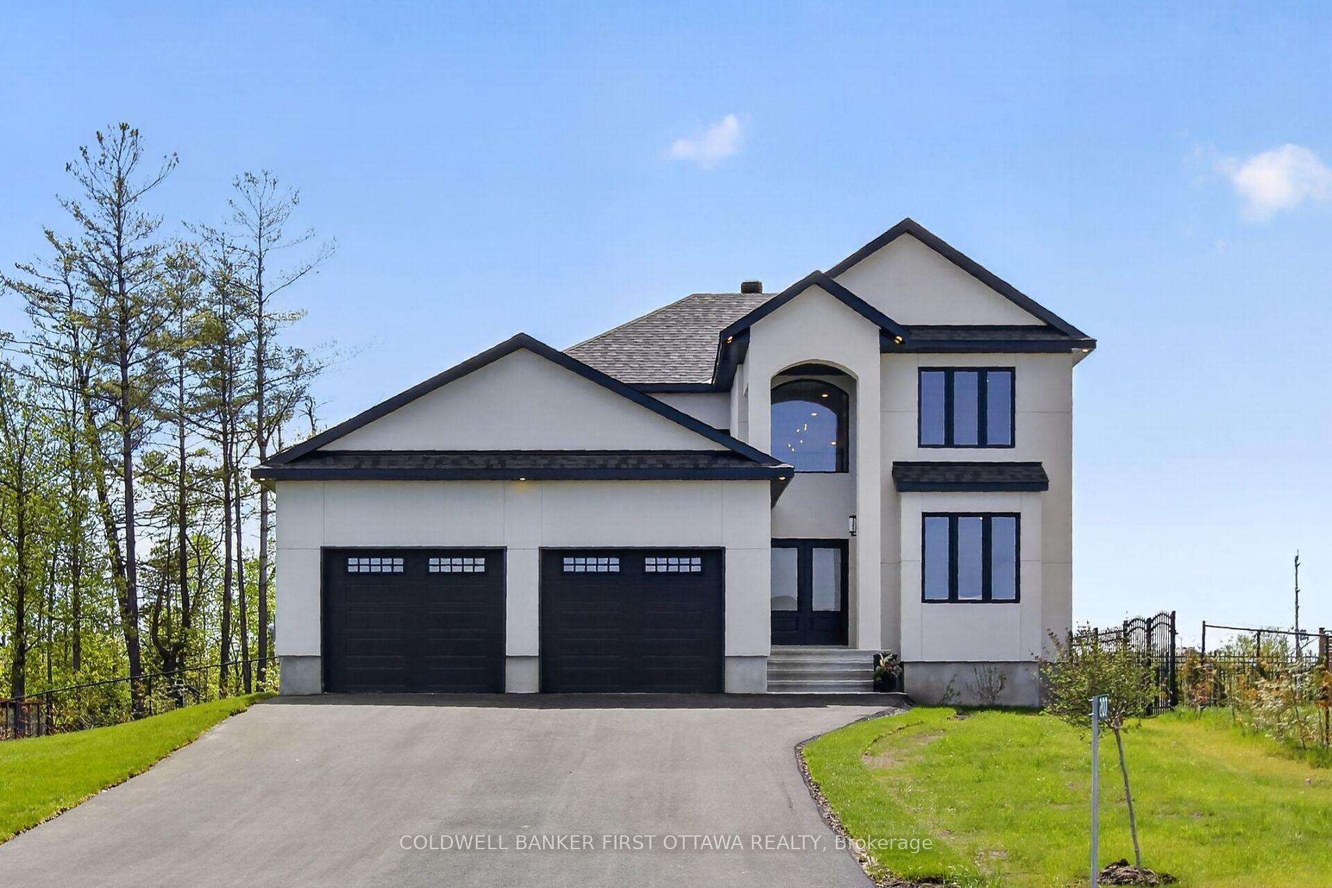 207 Owen Lucas Street — photo 1