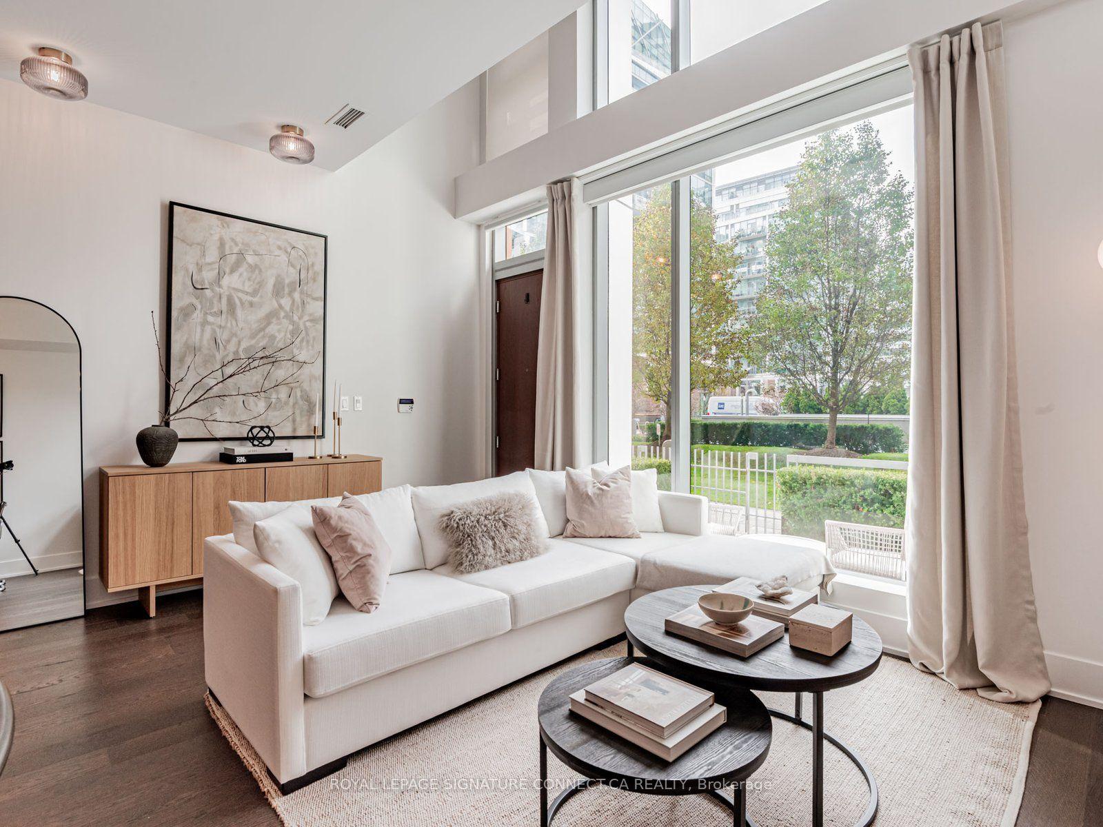 39 Queens Quay E TH132 #TH132, Toronto — Condo Town for sale, photo 1