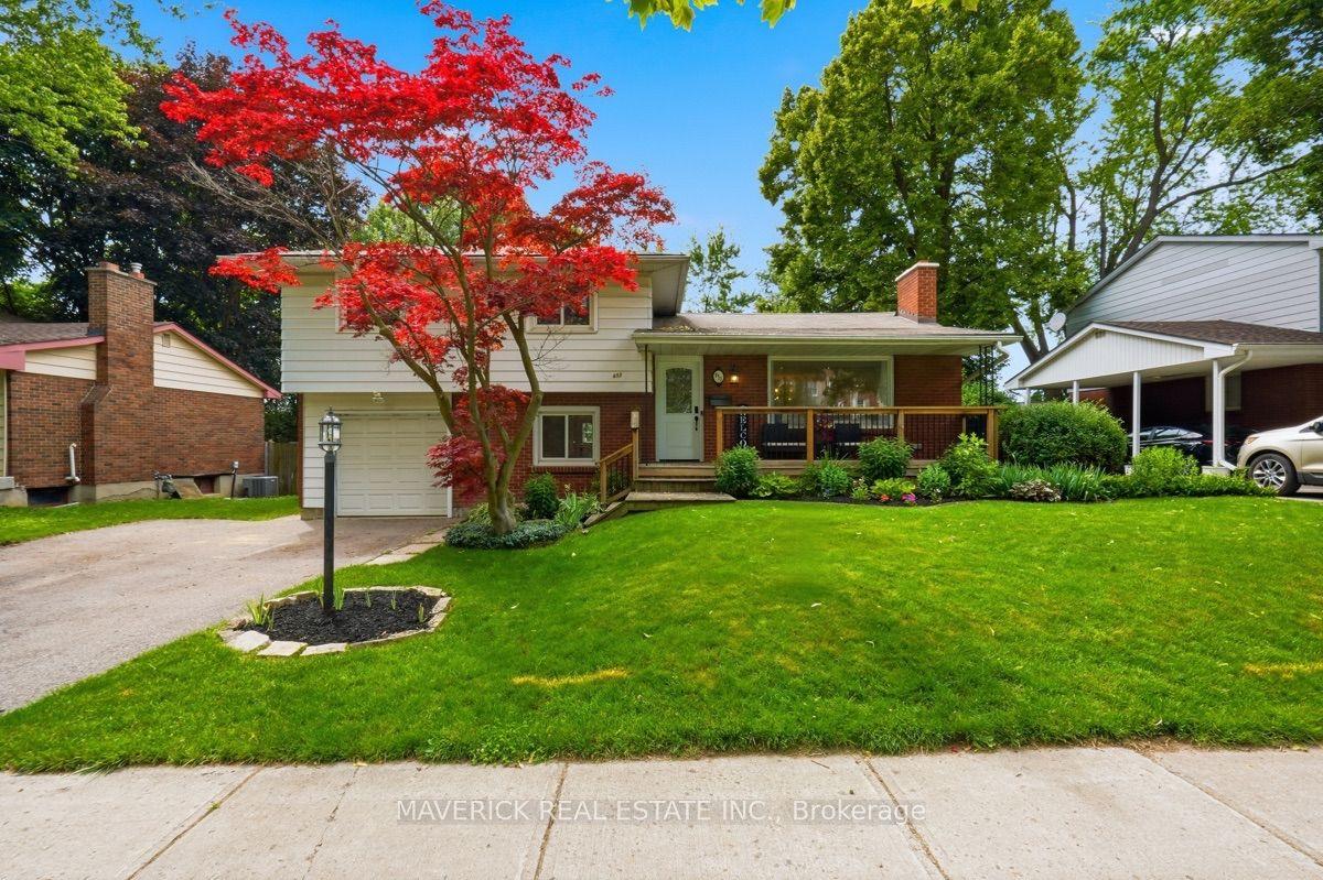 653 Viscount Road, London South — Detached for sale, photo 1