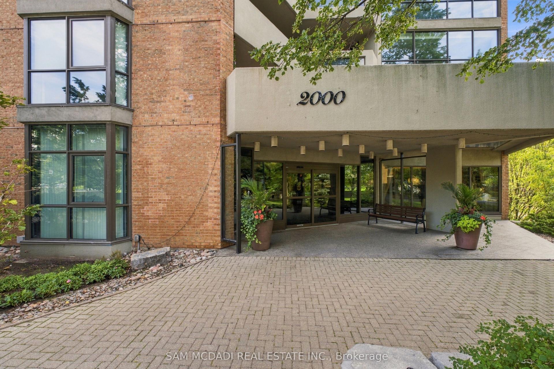 2000 Islington Avenue 2009 #2009, Toronto — Condo for sale, photo 1
