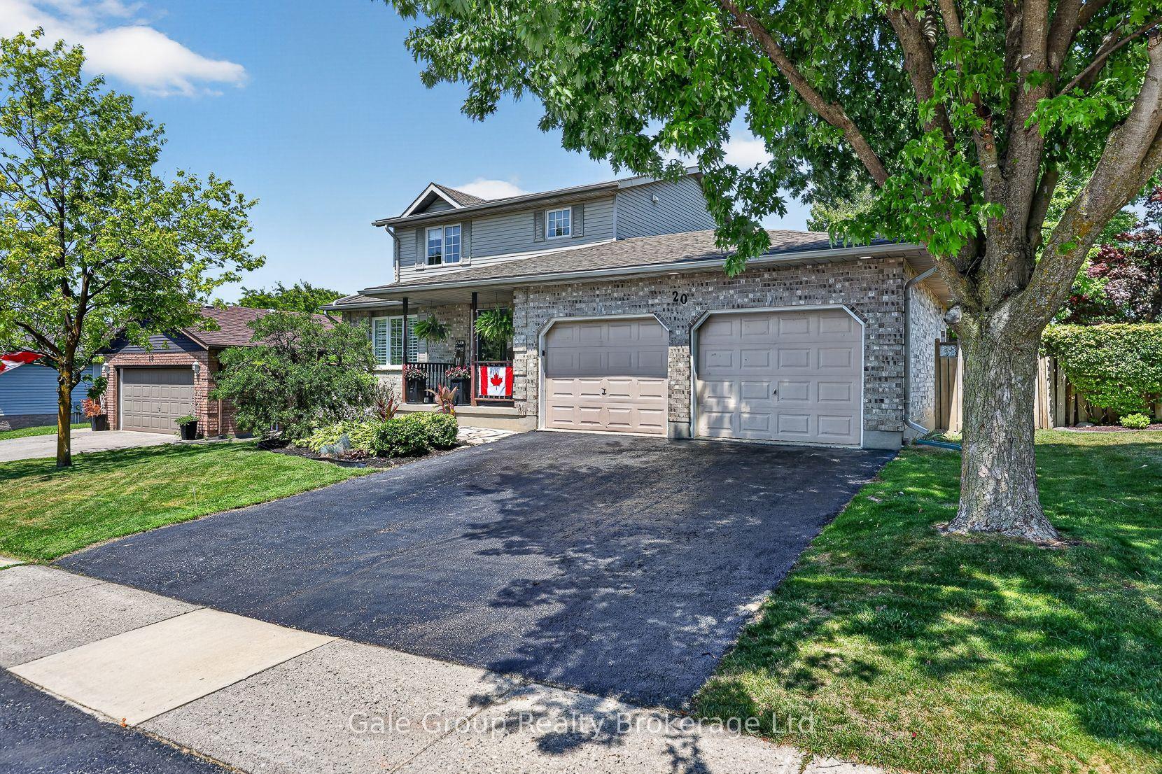 20 Daniel Street, Ingersoll — Detached for sale, photo 1