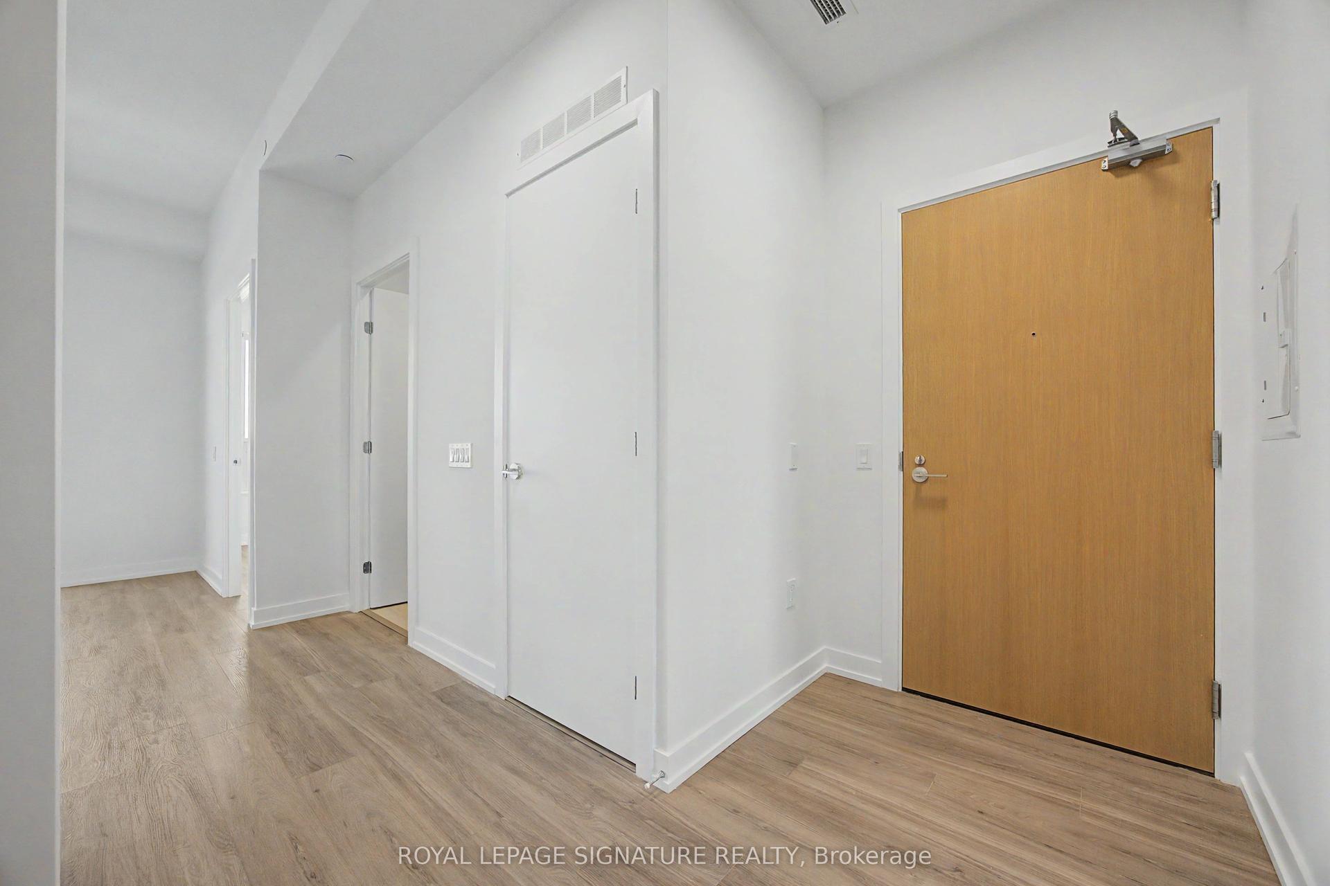 21 Meadowvale Road 301 #301, Vaughan — Condo for lease, photo 1