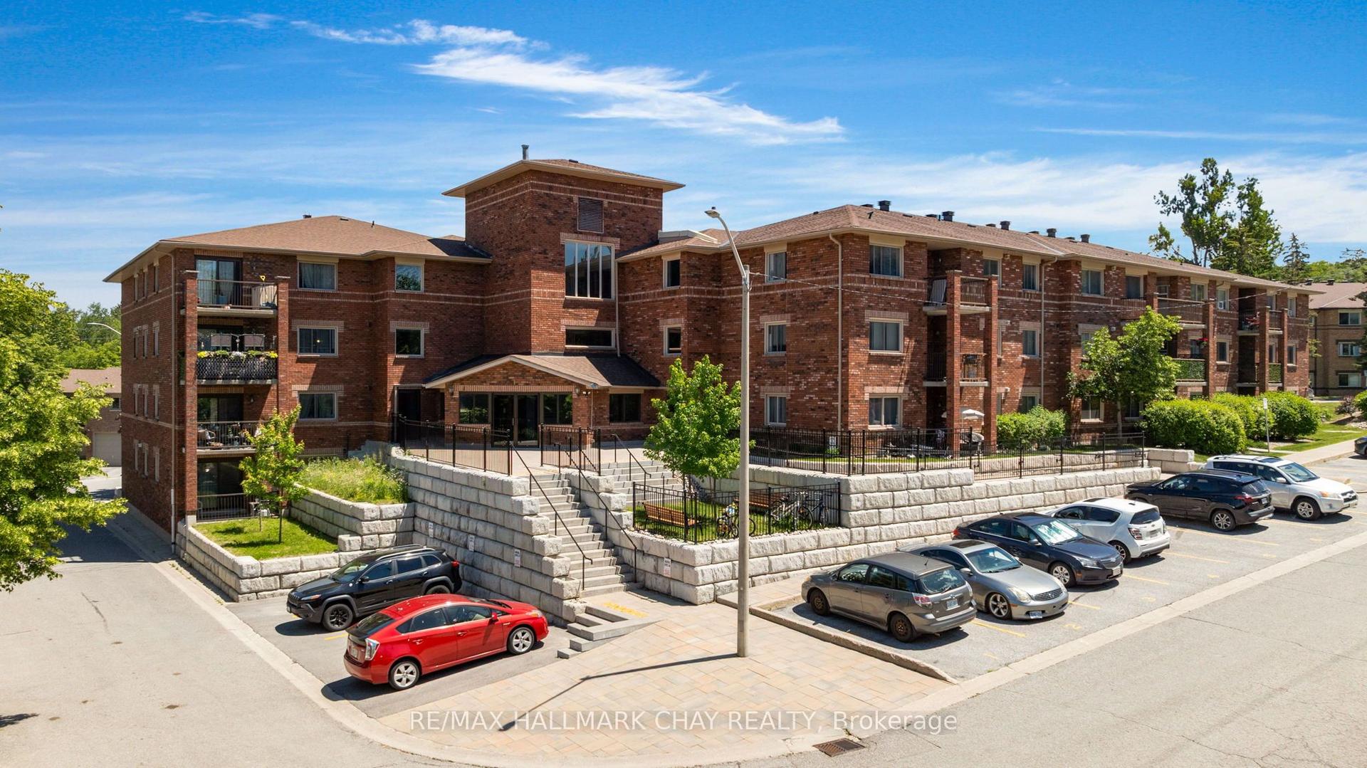 1 Quail Crescent 103 #103, Barrie — Condo for sale, photo 1