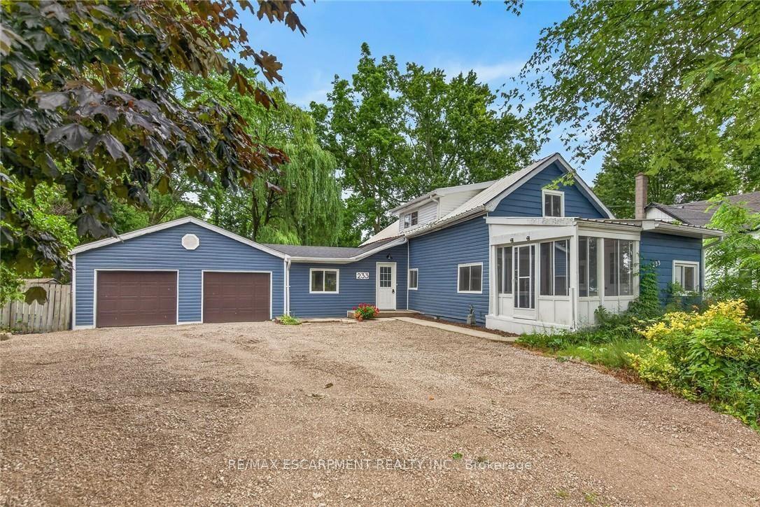233 North Cayuga Street W, Haldimand — Detached for sale, photo 1