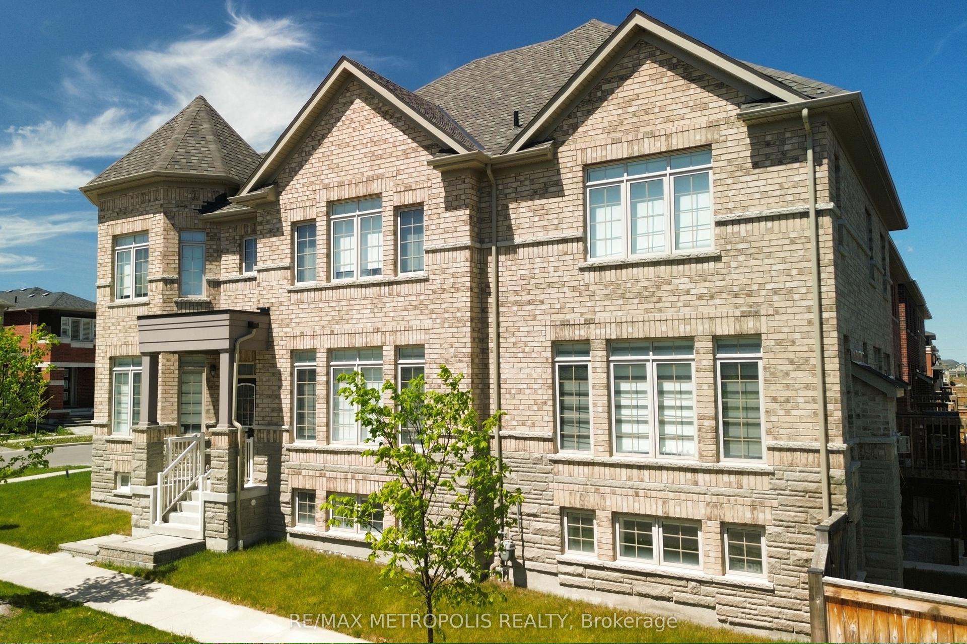 2425 Hibiscus Drive Bsmt #Bsmt — photo 1