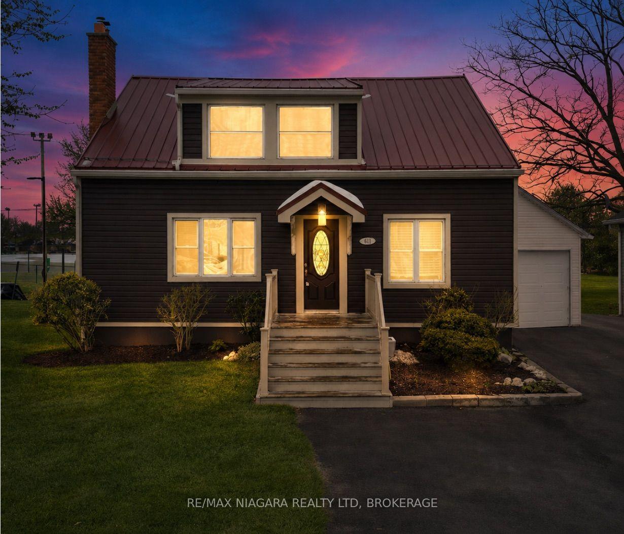 401 Fielden Avenue — photo 1