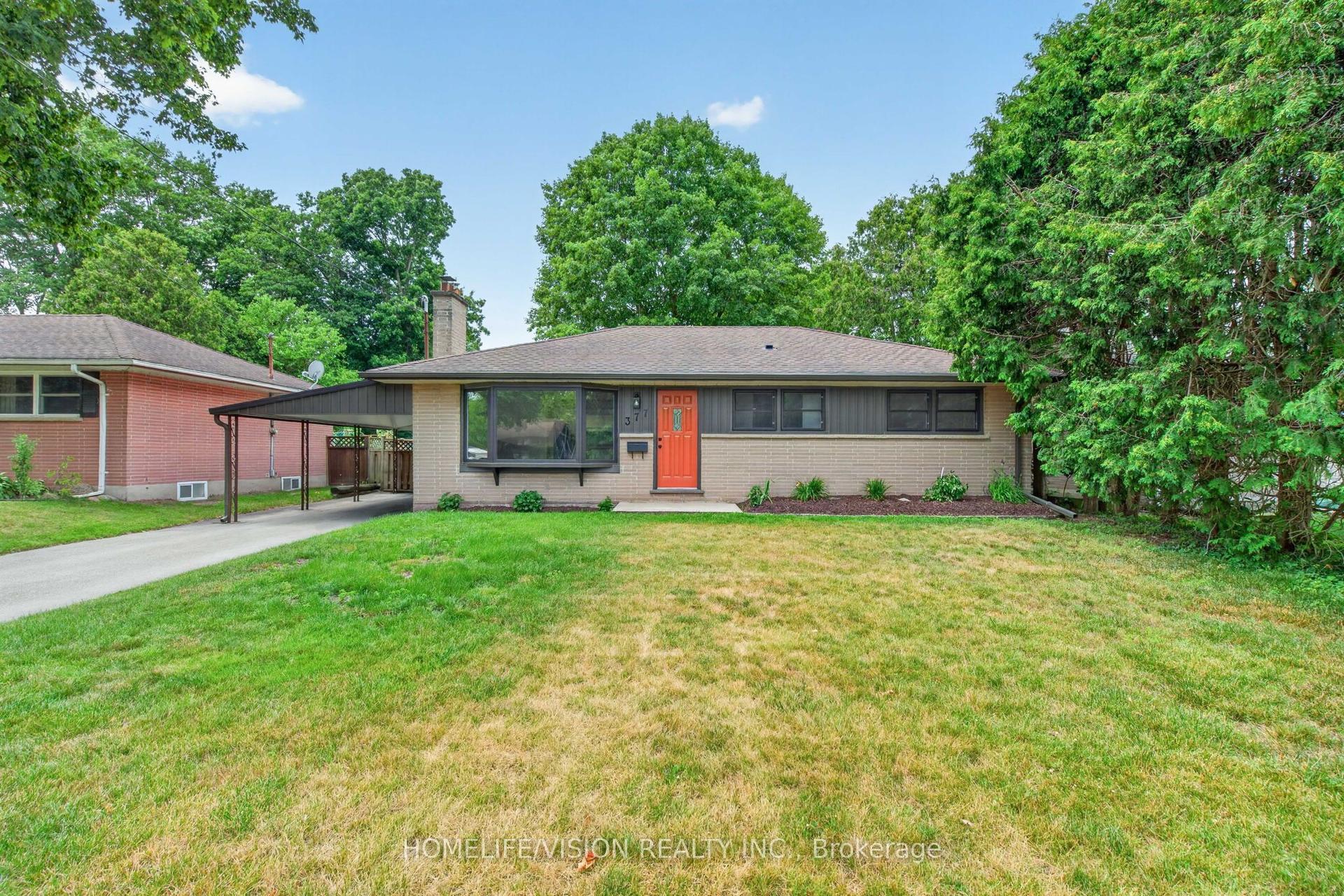 377 Griffith Street, London South — Detached for sale, photo 1