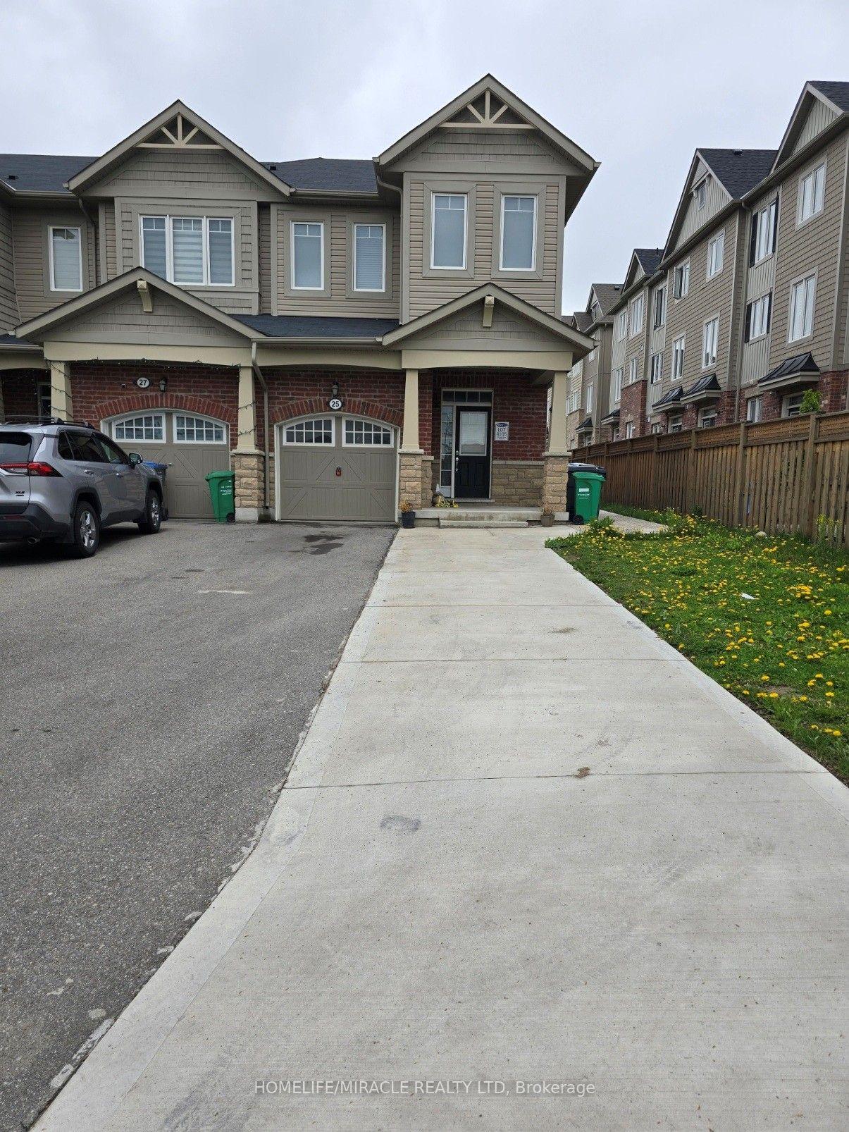 25 Phyllis Drive, Caledon — Townhouse for lease, photo 1