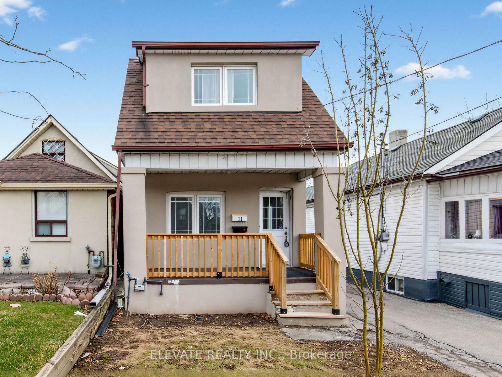 11 Rowntree Avenue, Toronto — Detached for sale, photo 1