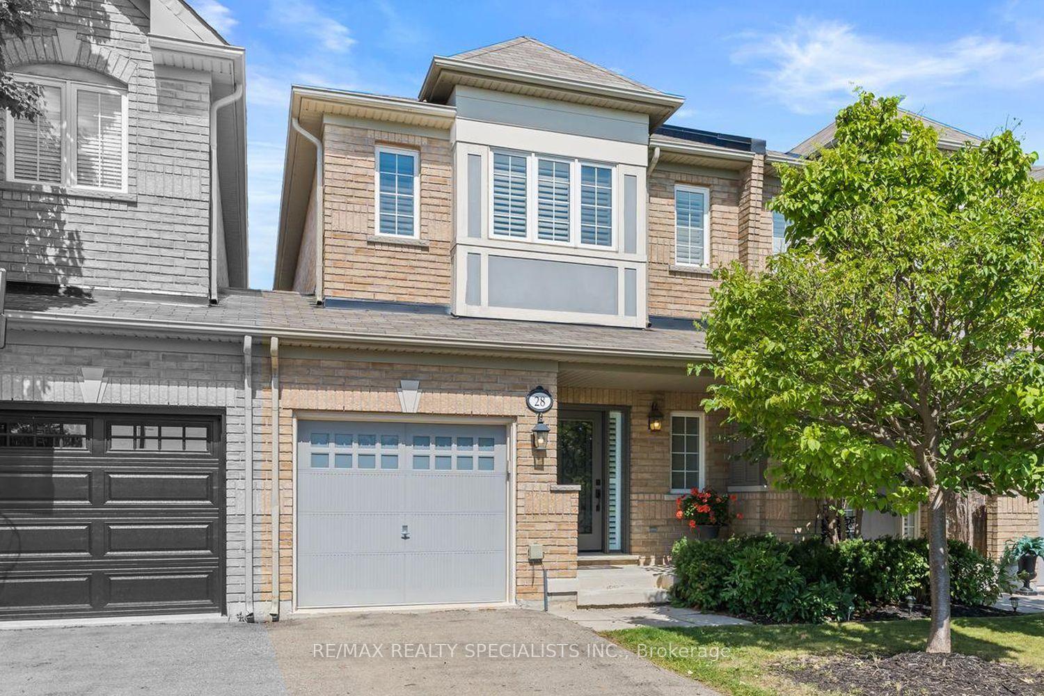28 Chetholme Place, Halton Hills — Townhouse for sale, photo 1