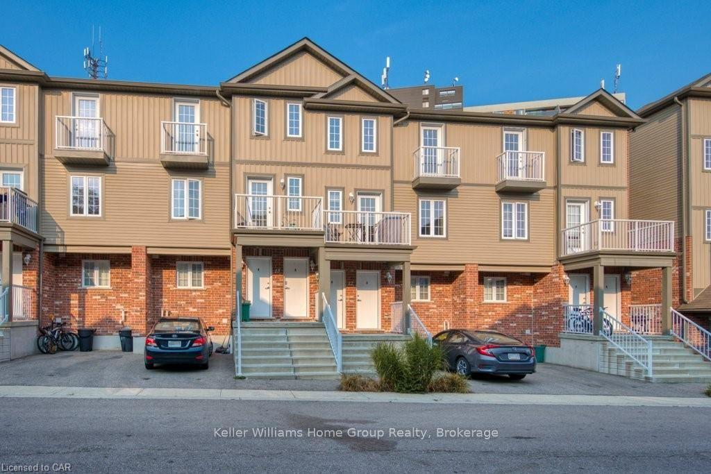 55 Mooregate Crescent 13B #13B — photo 1