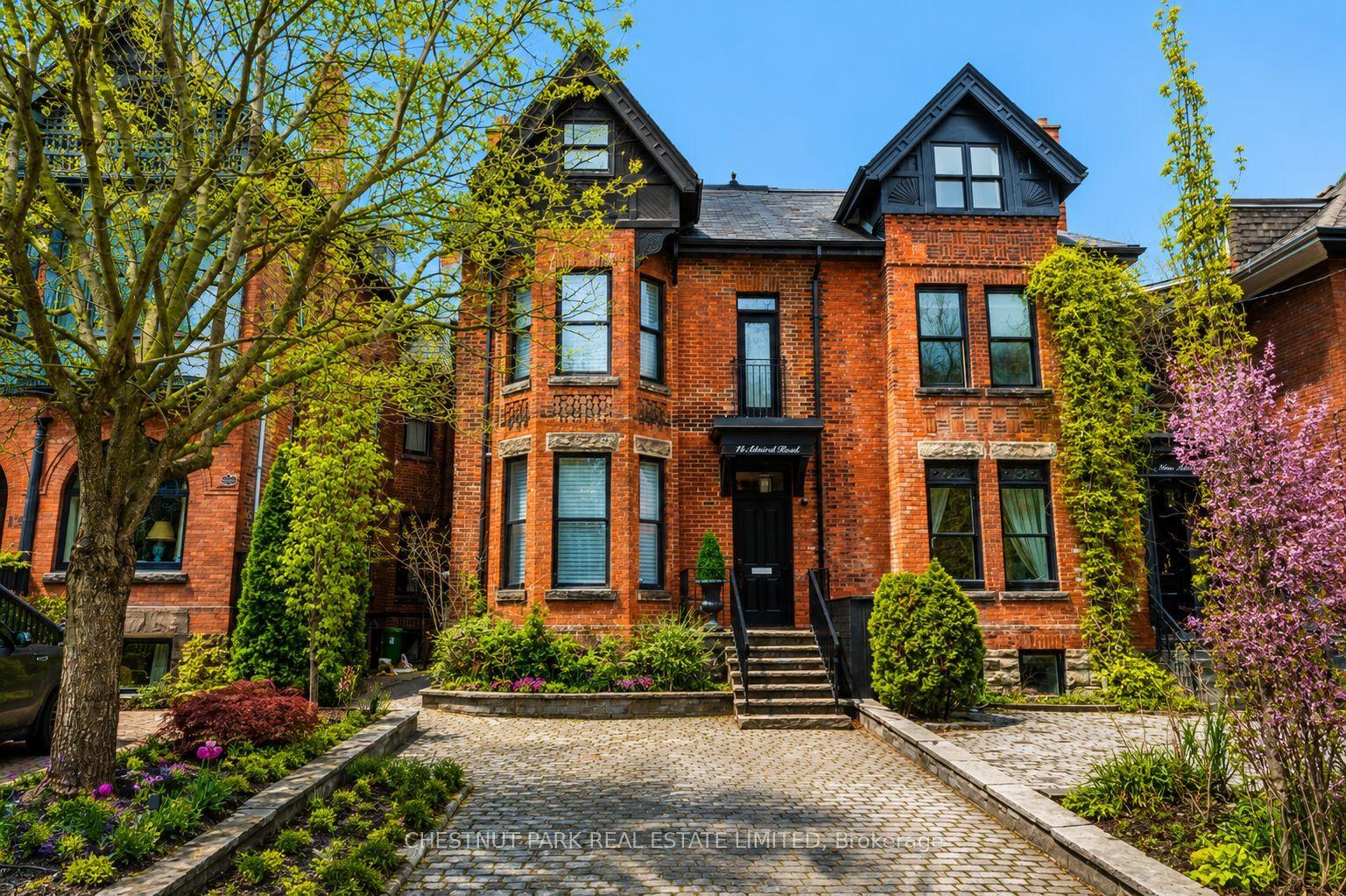 11 Admiral Road — photo 1