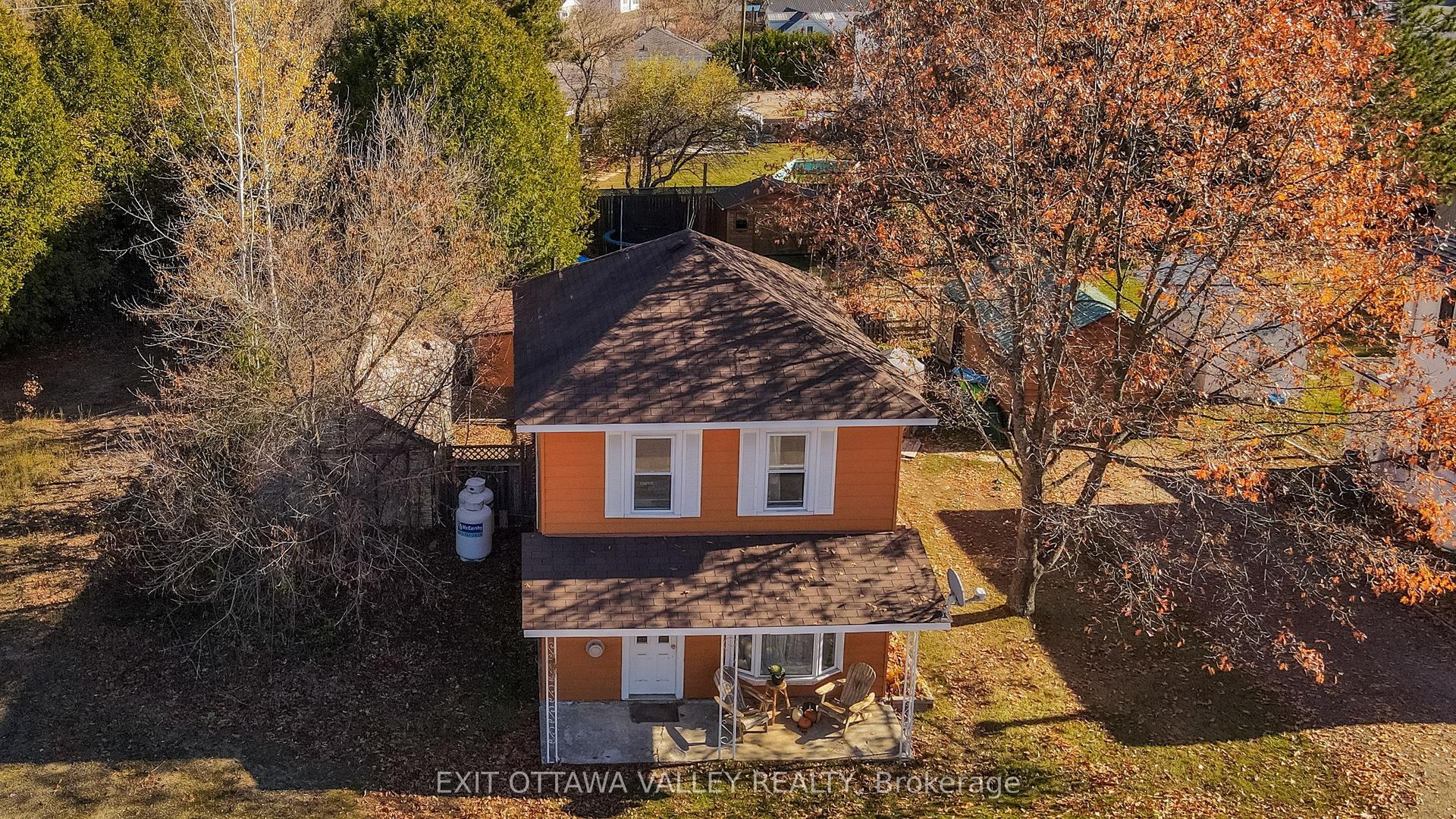 28 Paugh Lake Road — photo 1