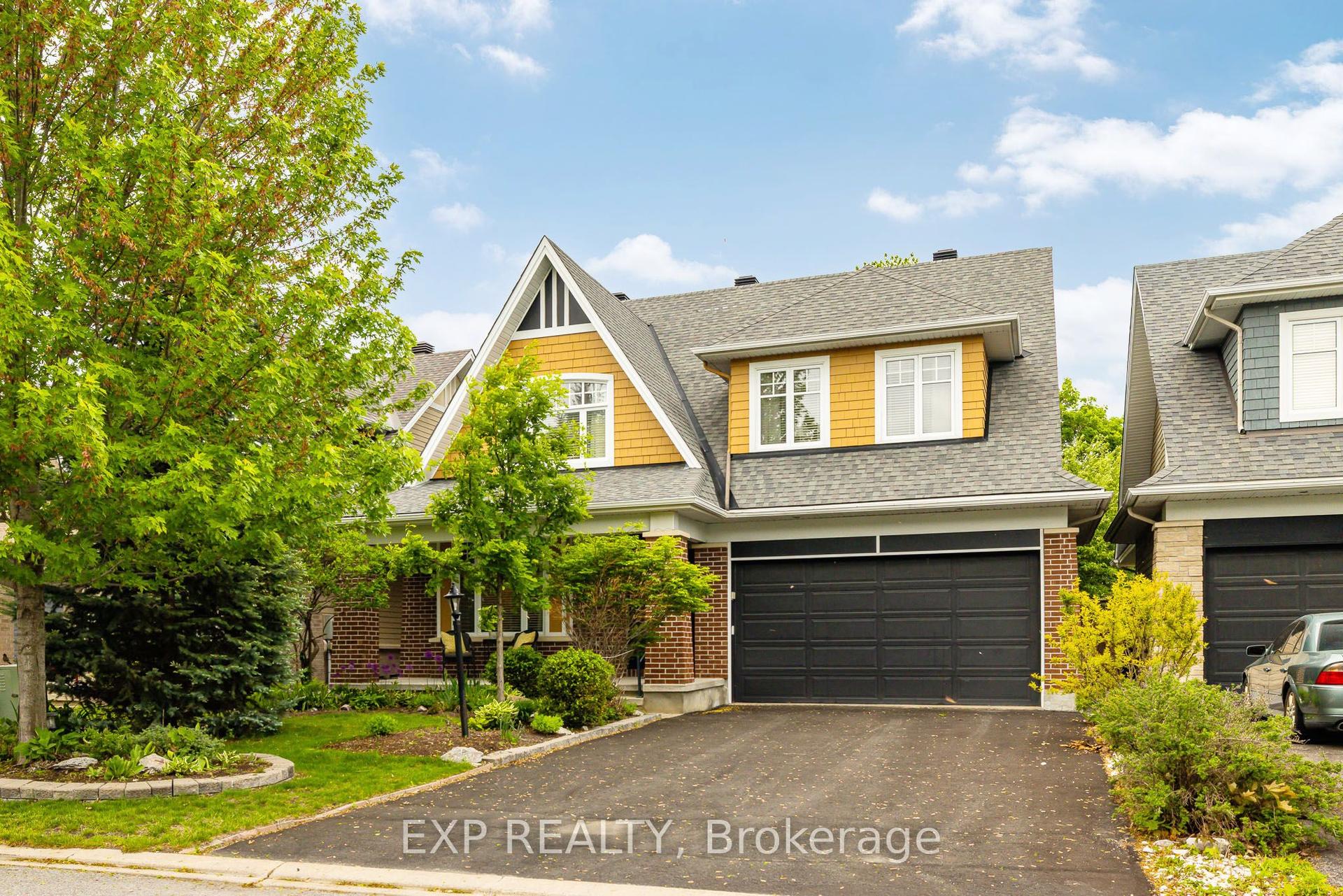 36 Oakbriar Crescent, Barrhaven — Detached for sale, photo 1