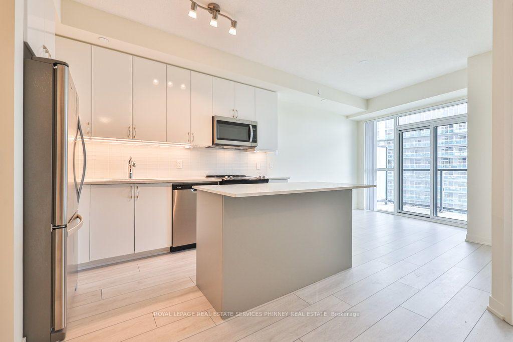 38 Annie Craig Drive 3701 #3701, Toronto — Condo for lease, photo 1