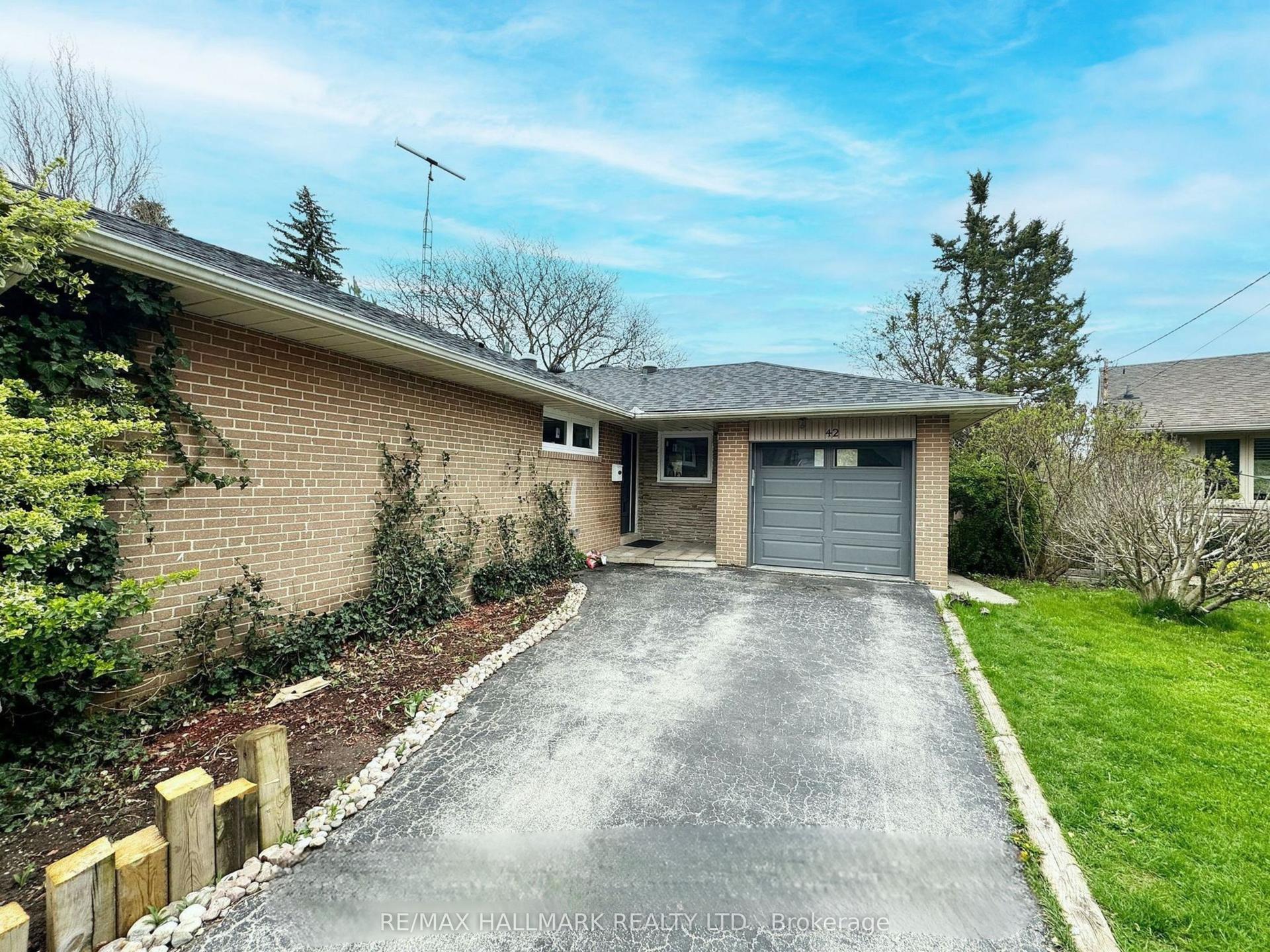 42 Millgate Crescent — photo 1